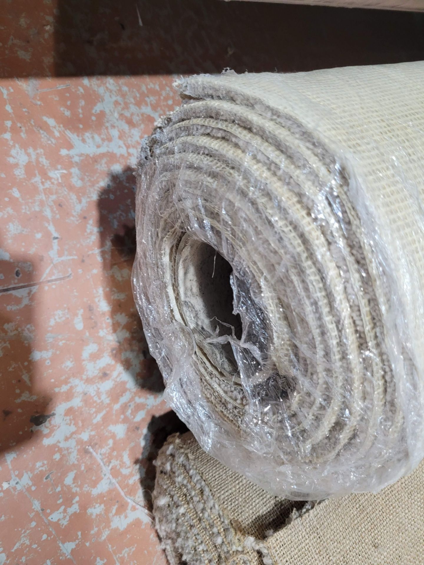 LOT - ASSORTED BROADLOOM ROLLS, RENANTS, DAMAGED RUGS - Image 14 of 20