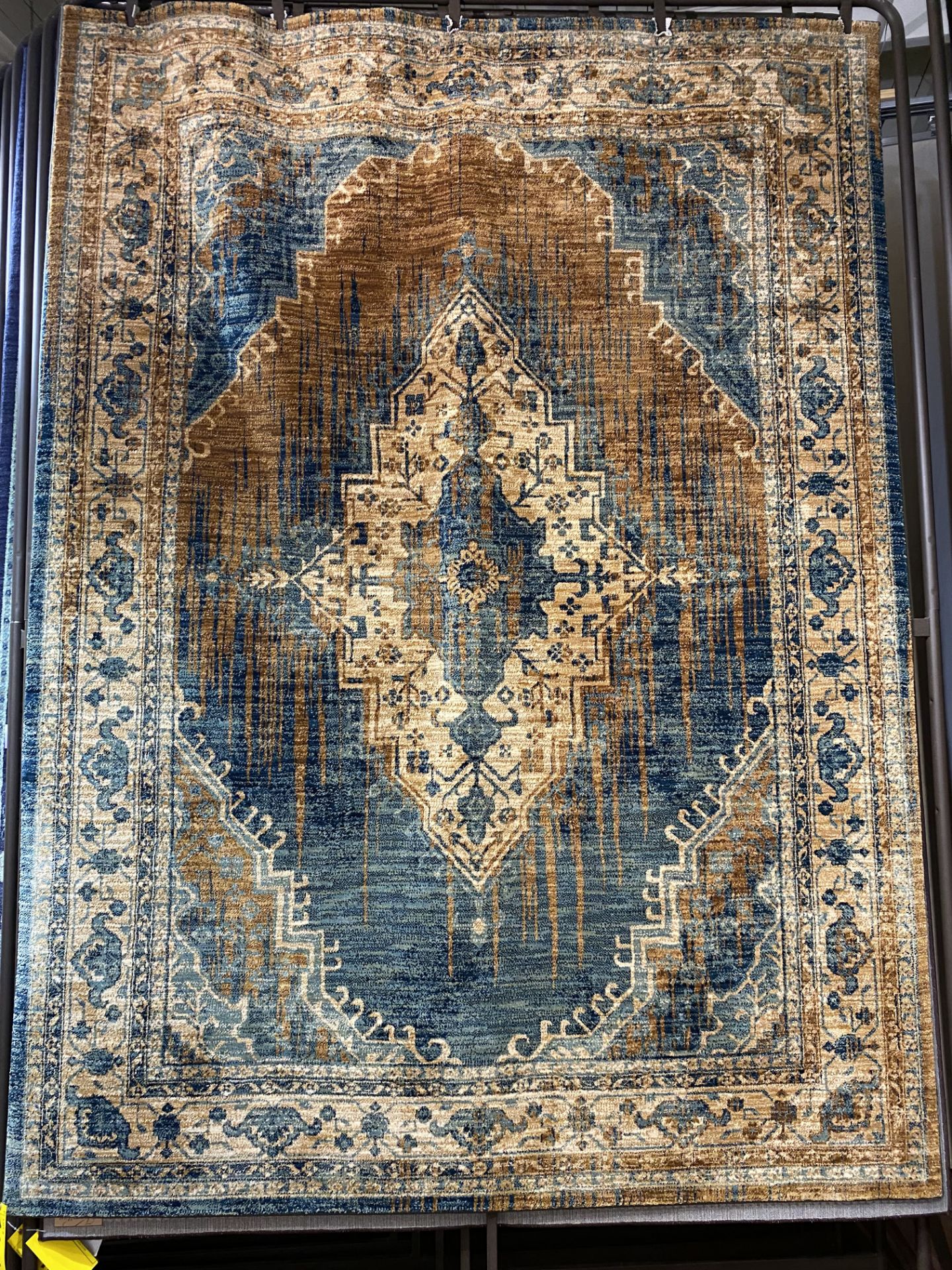 8' X 11' STUDIO KARASTAN SPICE MARKET MADE IN USA, INVENTORY CODE VASCO AQUAMARINE 90935/50123