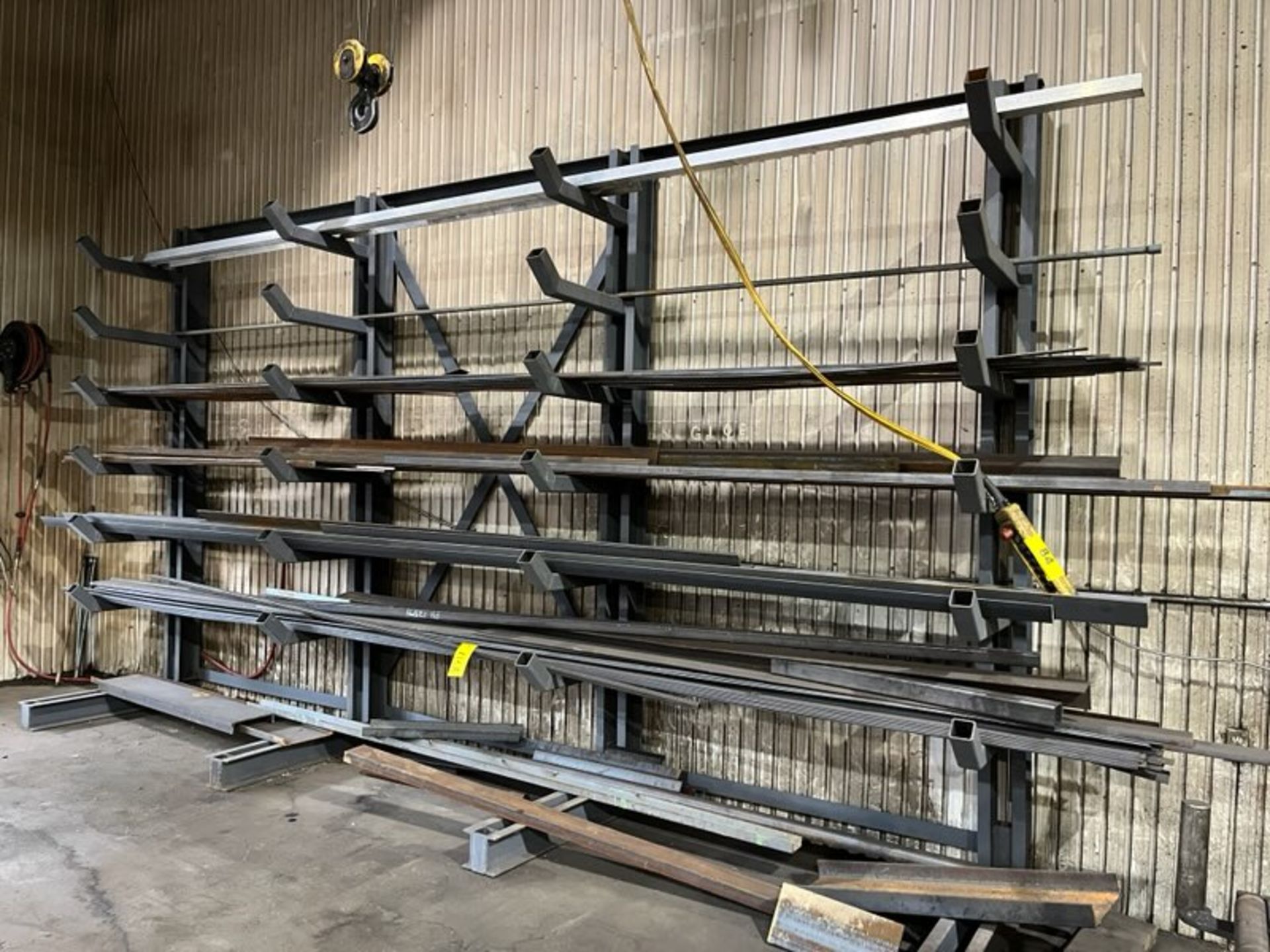 CONTENTS OF CANTILEVER RACKING INCLUDING STEEL MATERIAL, ETC. (NO RACK)