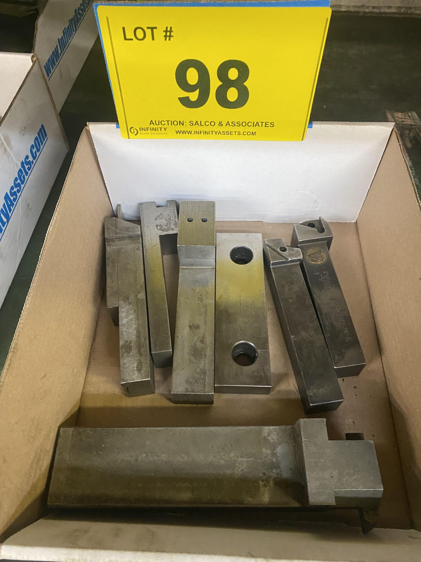 LOT CARBIDE LATHE TOOLING