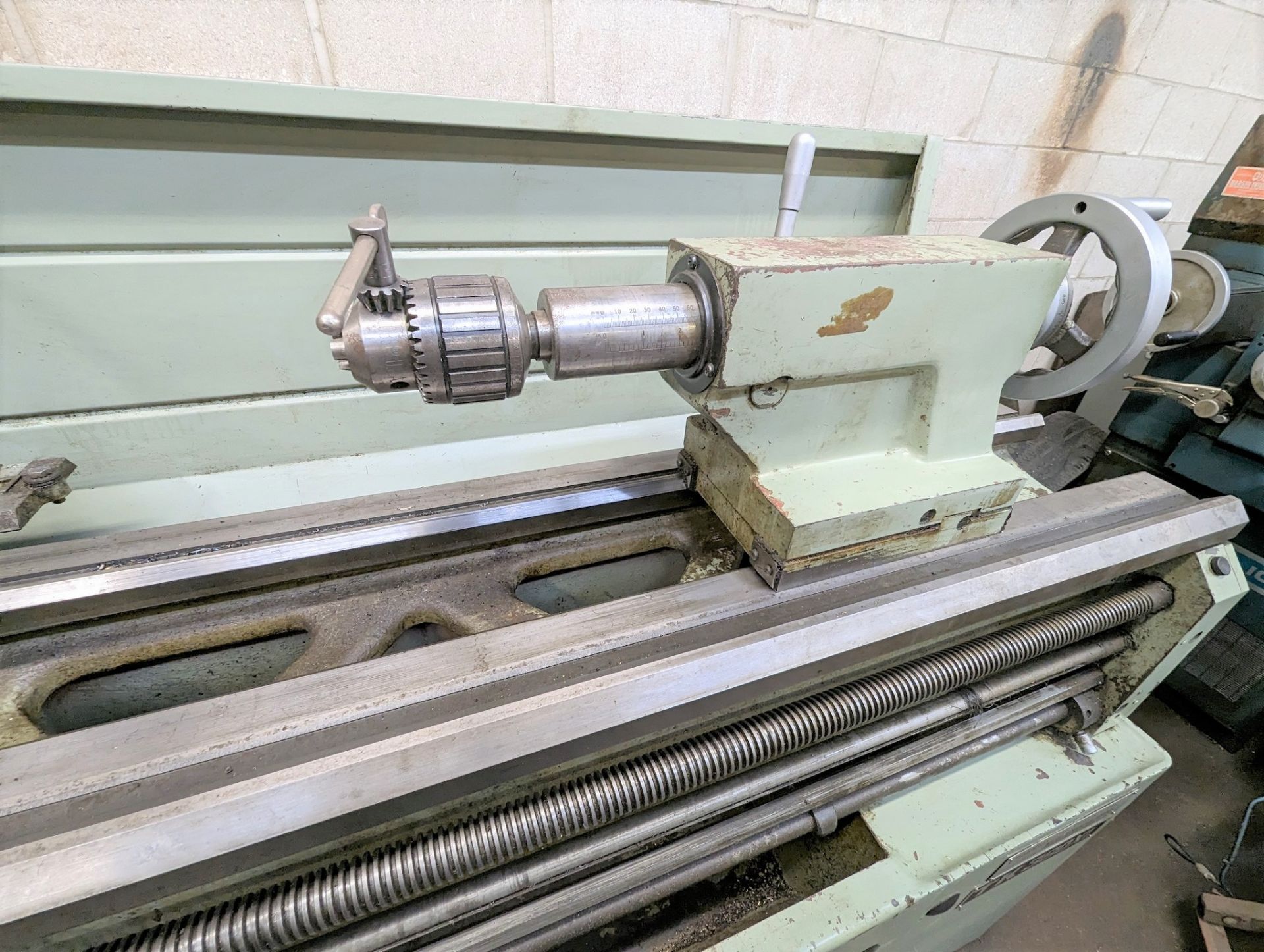 TAKANG TK 380XL ENGINE LATHE, 9” 3-JAW CHUCK, 18” SWING, 72” BED, 2.25” BORE, TAILSTOCK, TOOL - Image 6 of 18