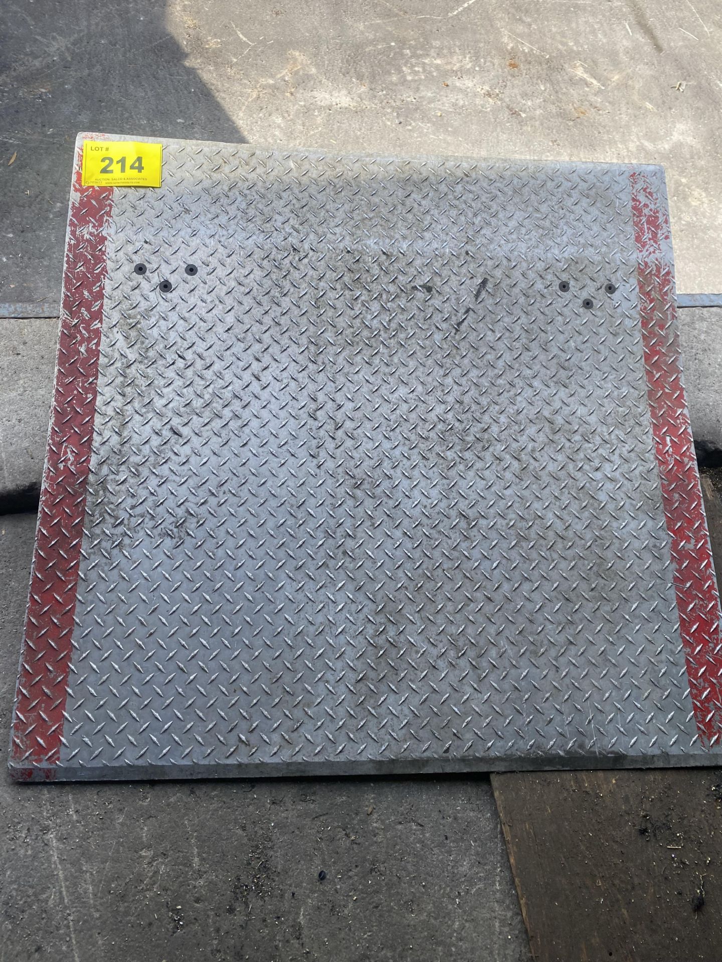 48" X 48" ALUMINUM DOCK PLATE (SUBJECT TO LATE REMOVAL, PLEASE CONTACT SITE SUPERVISOR DIRECTLY