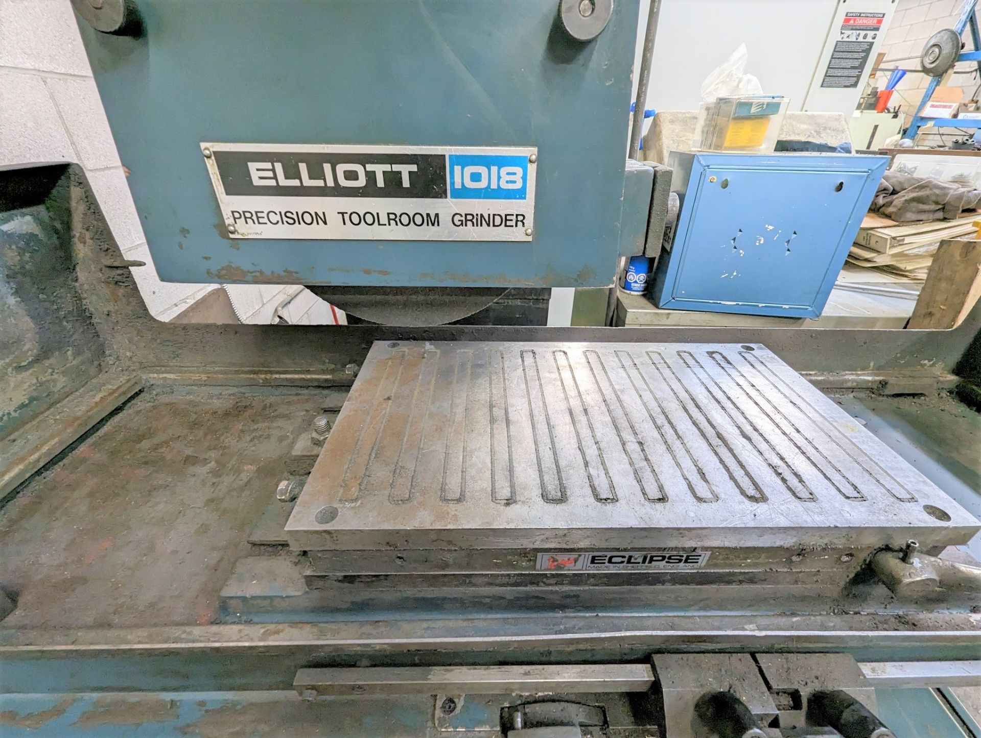 ELLIOTT 1018 PRECISION TOOLROOM GRINDER, 10” X 18” MAGNETIC CHUCK - Image 3 of 13