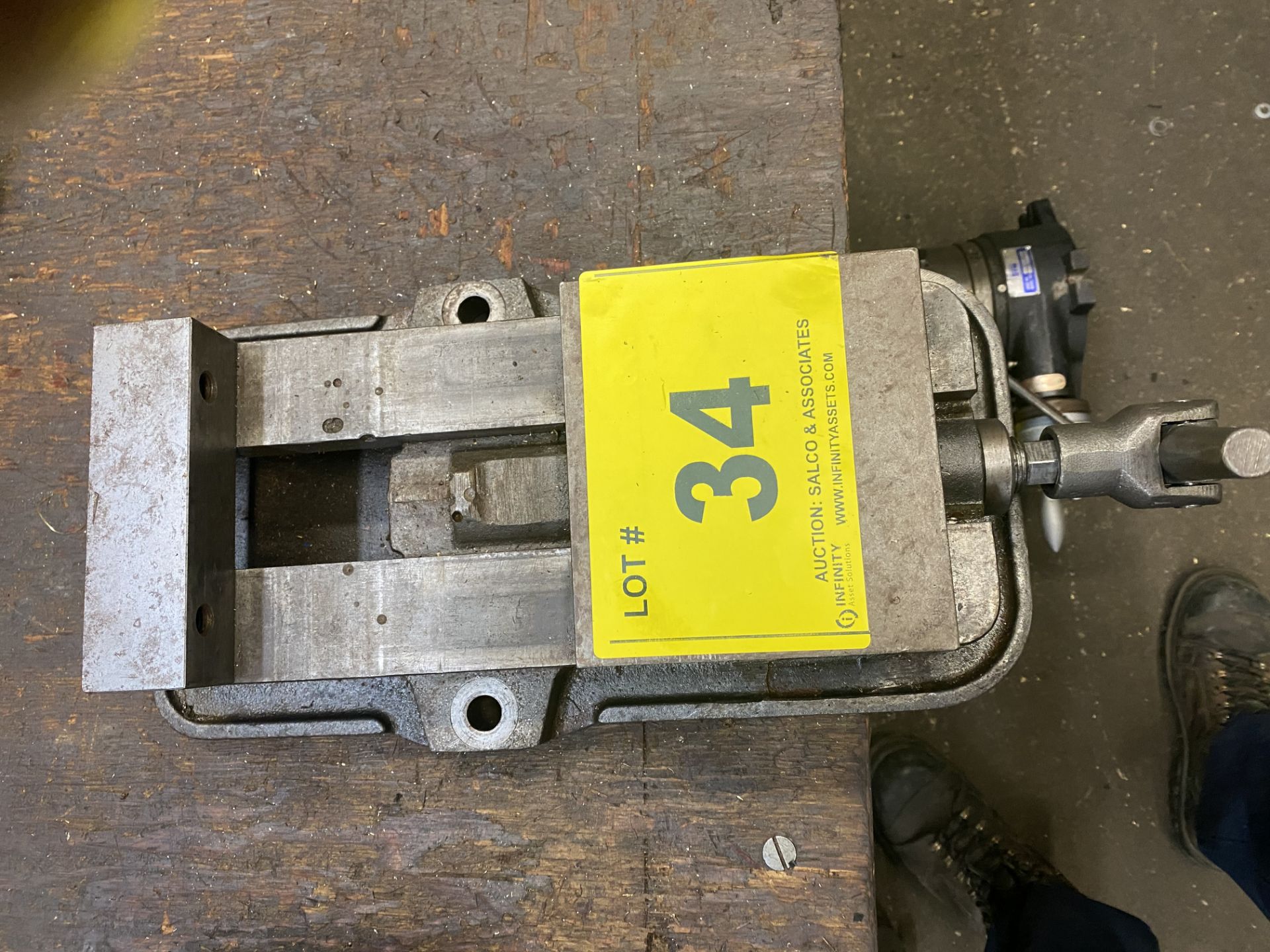 6" MACHINE VISE - Image 2 of 2