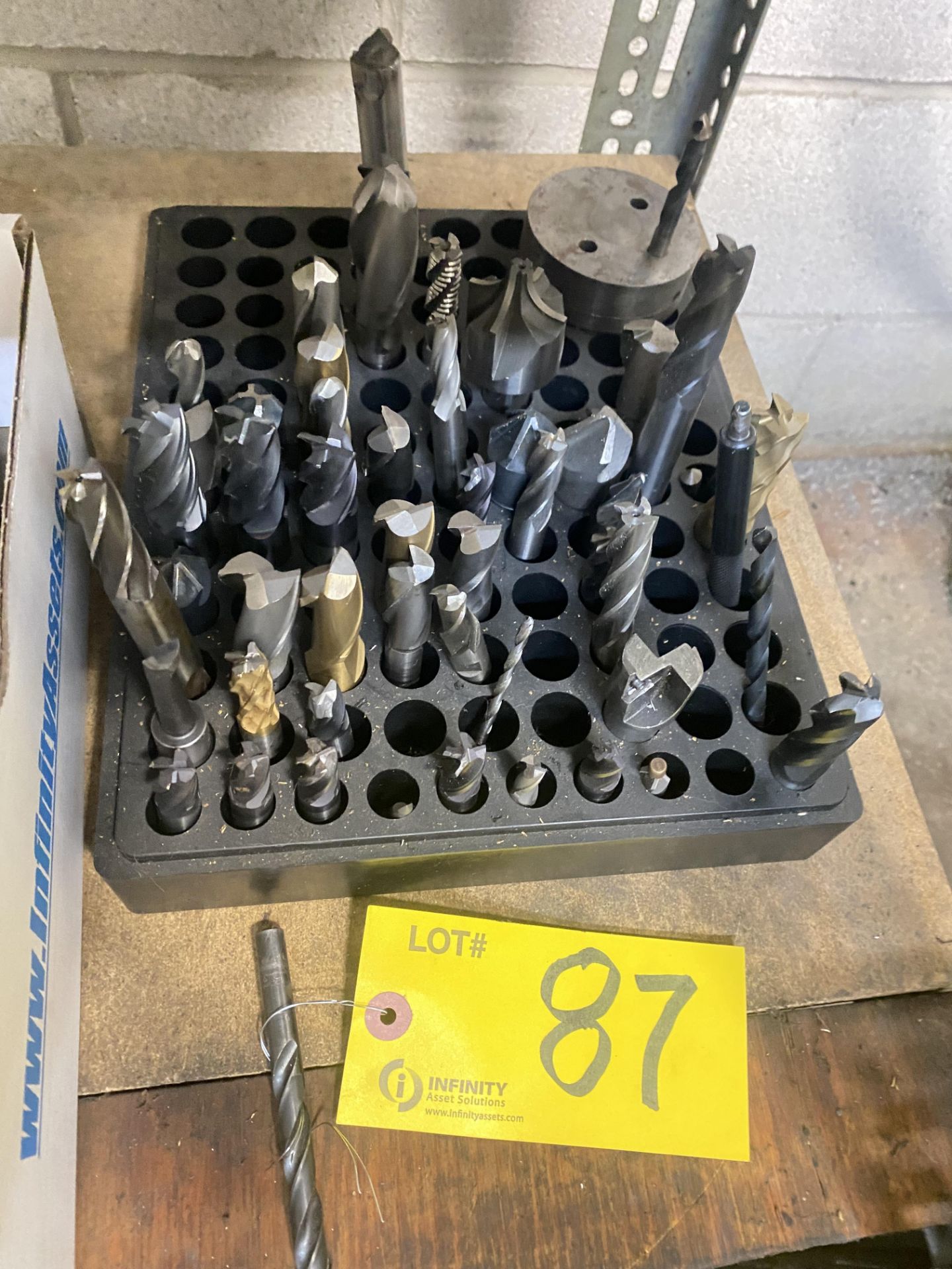 LOT ASST. END MILLS