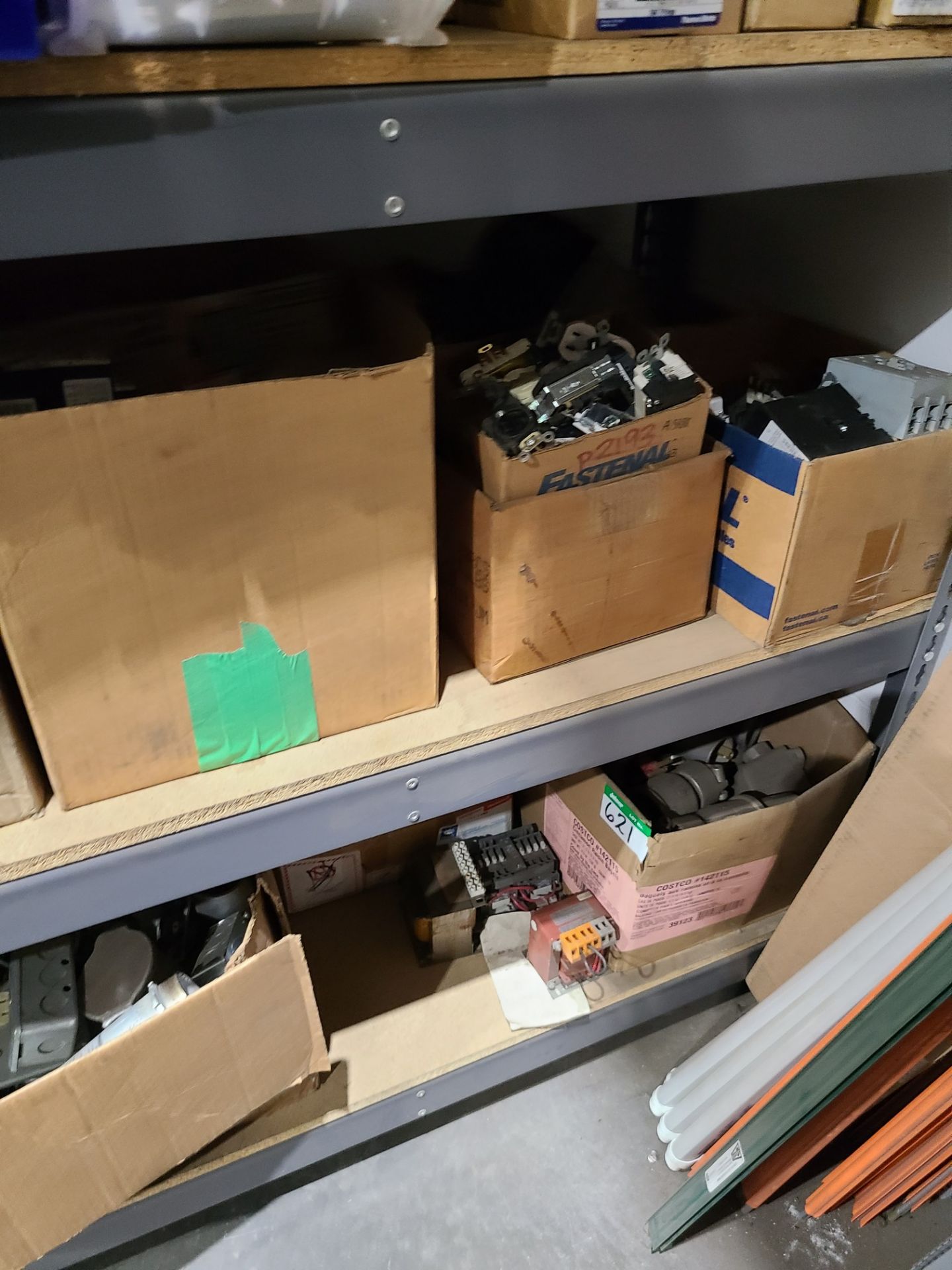 LOT OF METAL RACKING W/ CONTENTS INCLUDING PARTS, ELECTRICAL, PLUGS, CABLES, CONNECTORS, FUSES, - Image 6 of 9