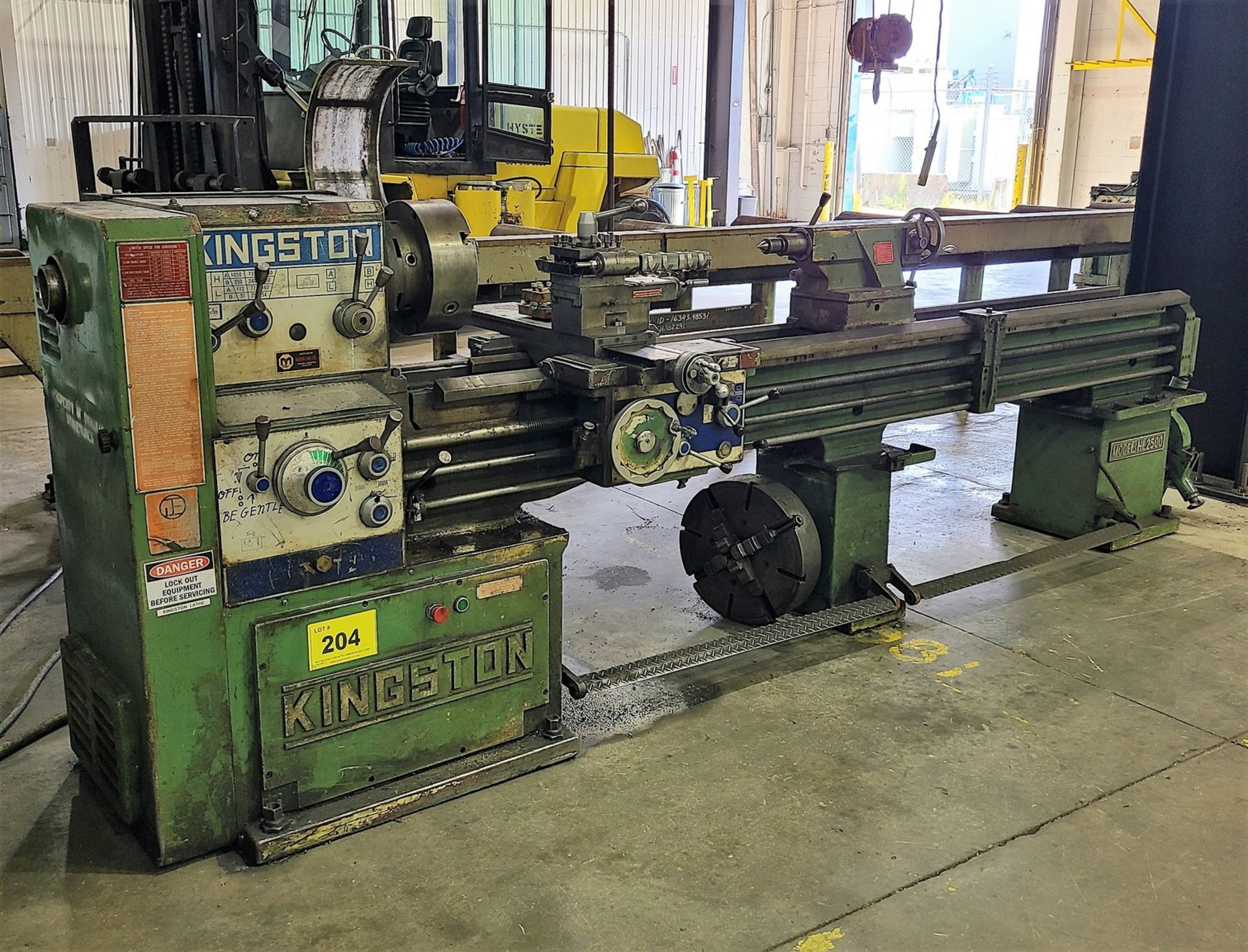 KINGSTON HL2500 ENGINE LATHE, 21” X 102”, 3 & 4-JAW CHUCKS, TOOL POST, TAILSTOCK, STEADY REST