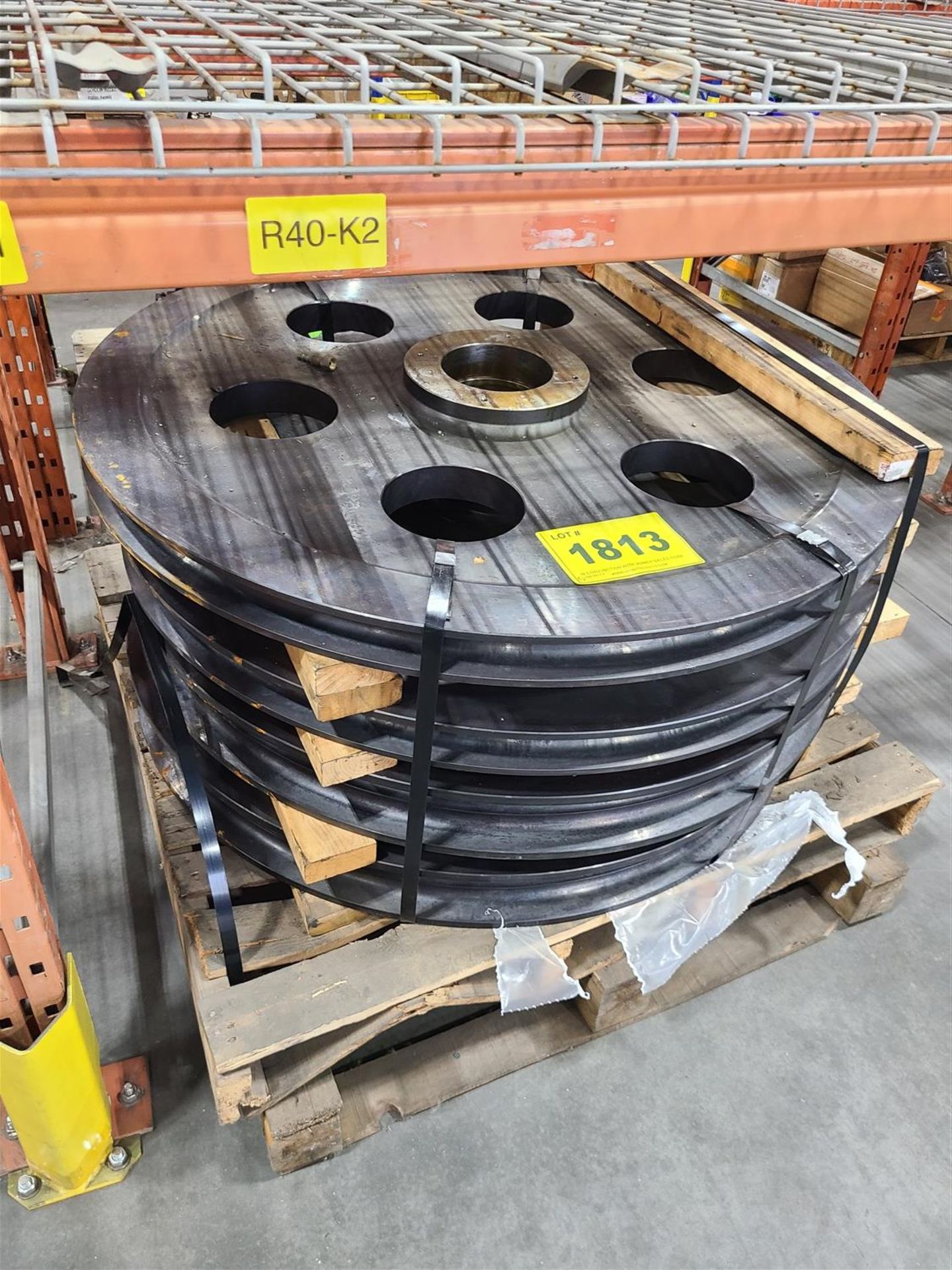 PALLET OF 4 - 42 IN. CABLE PULLYS