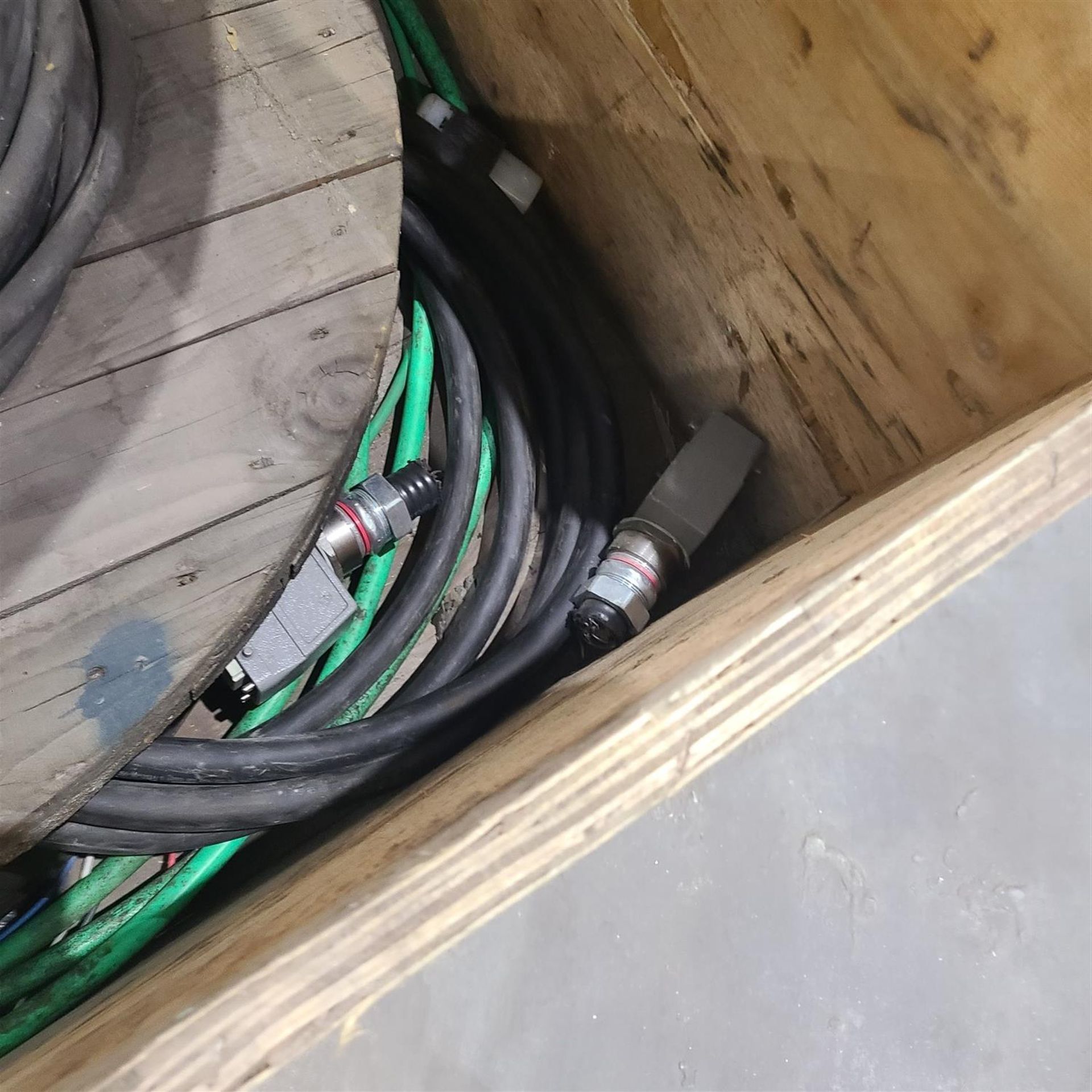 WOOD BOX OF ELEC. WIRE CABLE - Image 3 of 4