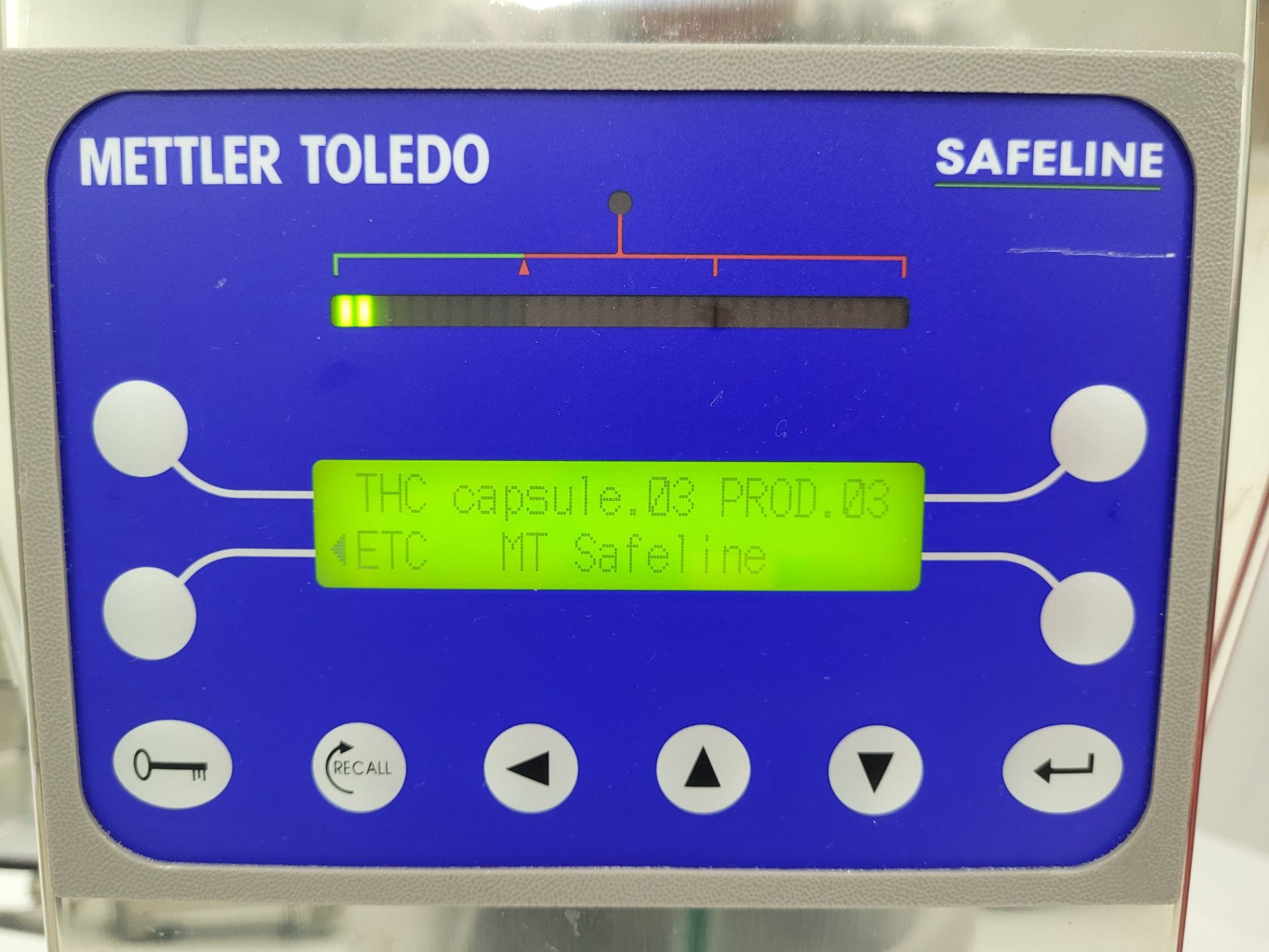 METTLER TOLEDO SAFELINE WEIGHT MEASUREMENT SCALE, S/N: 301087 - LOCATED IN ROOM 23 (SUBJECT TO BULKD - Image 5 of 10