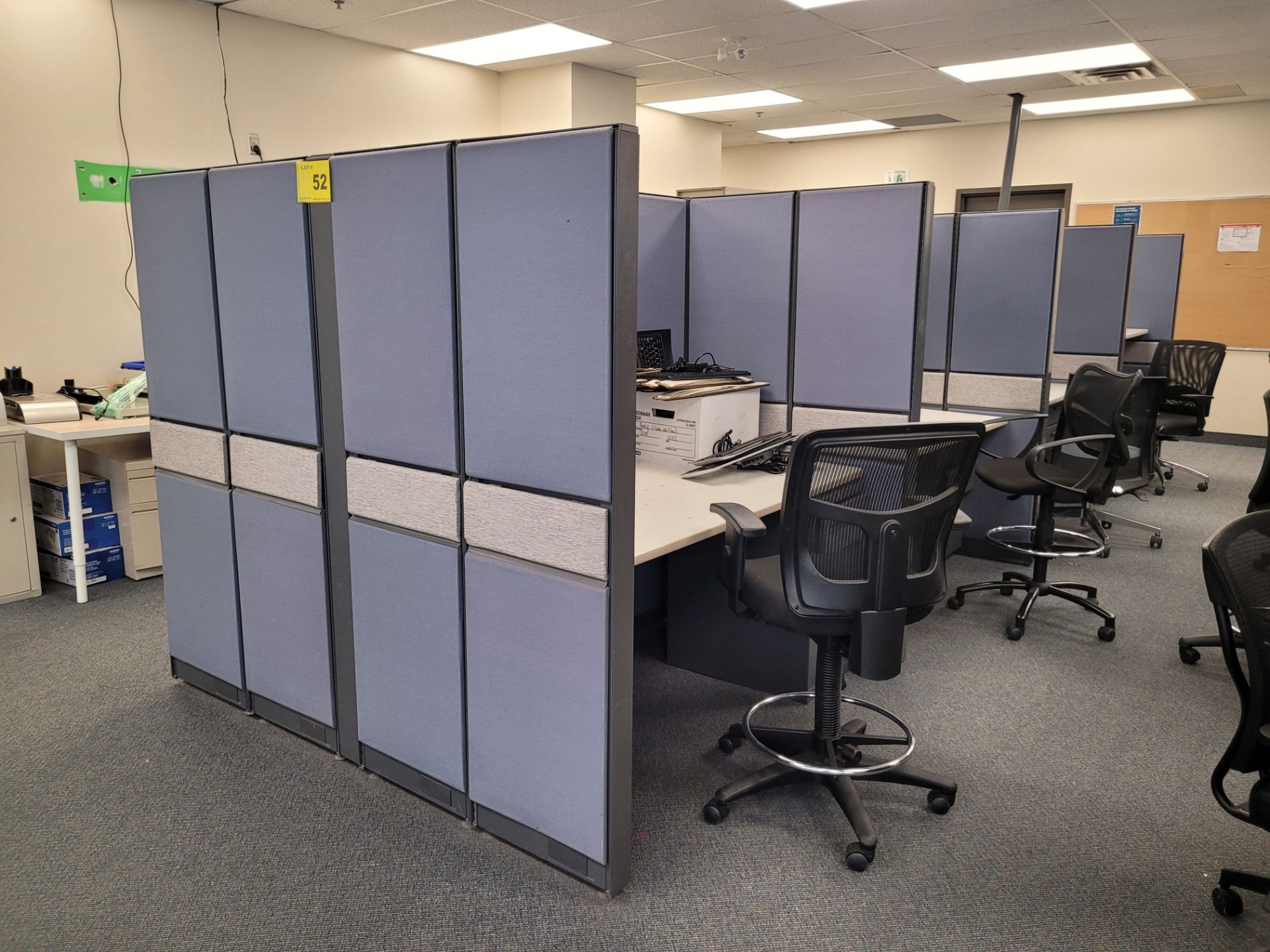 LOT - 6 STATION TEKNION CUBICLE - (NO CHAIRS, NO CONTENTS)