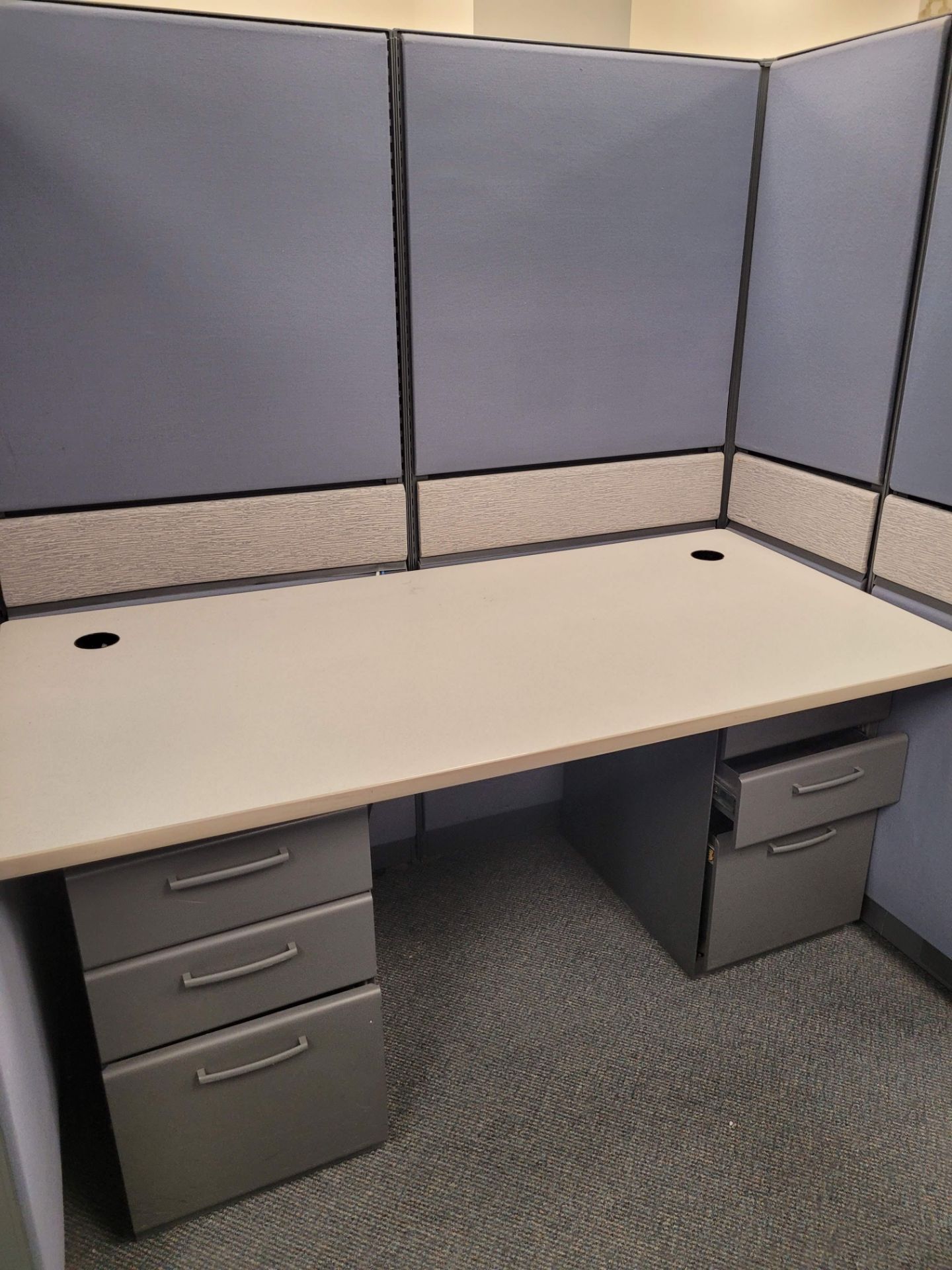 LOT - 6 STATION TEKNION CUBICLE - (NO CHAIRS, NO CONTENTS) - Image 2 of 2