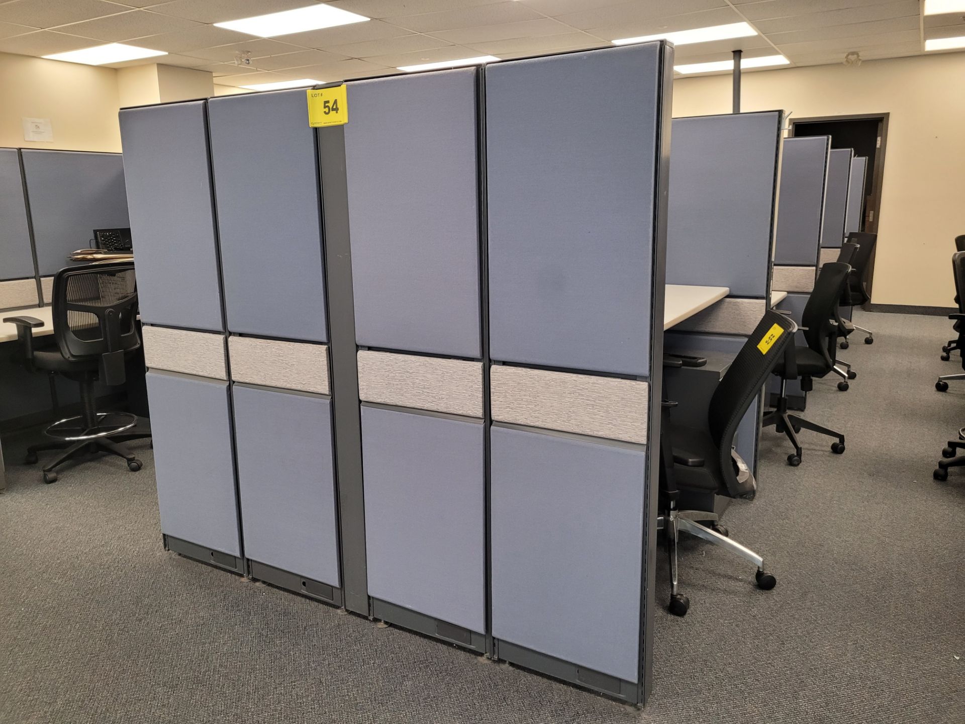 LOT - 8 STATION TEKNION CUBICLE - (NO CHAIRS, NO CONTENTS)