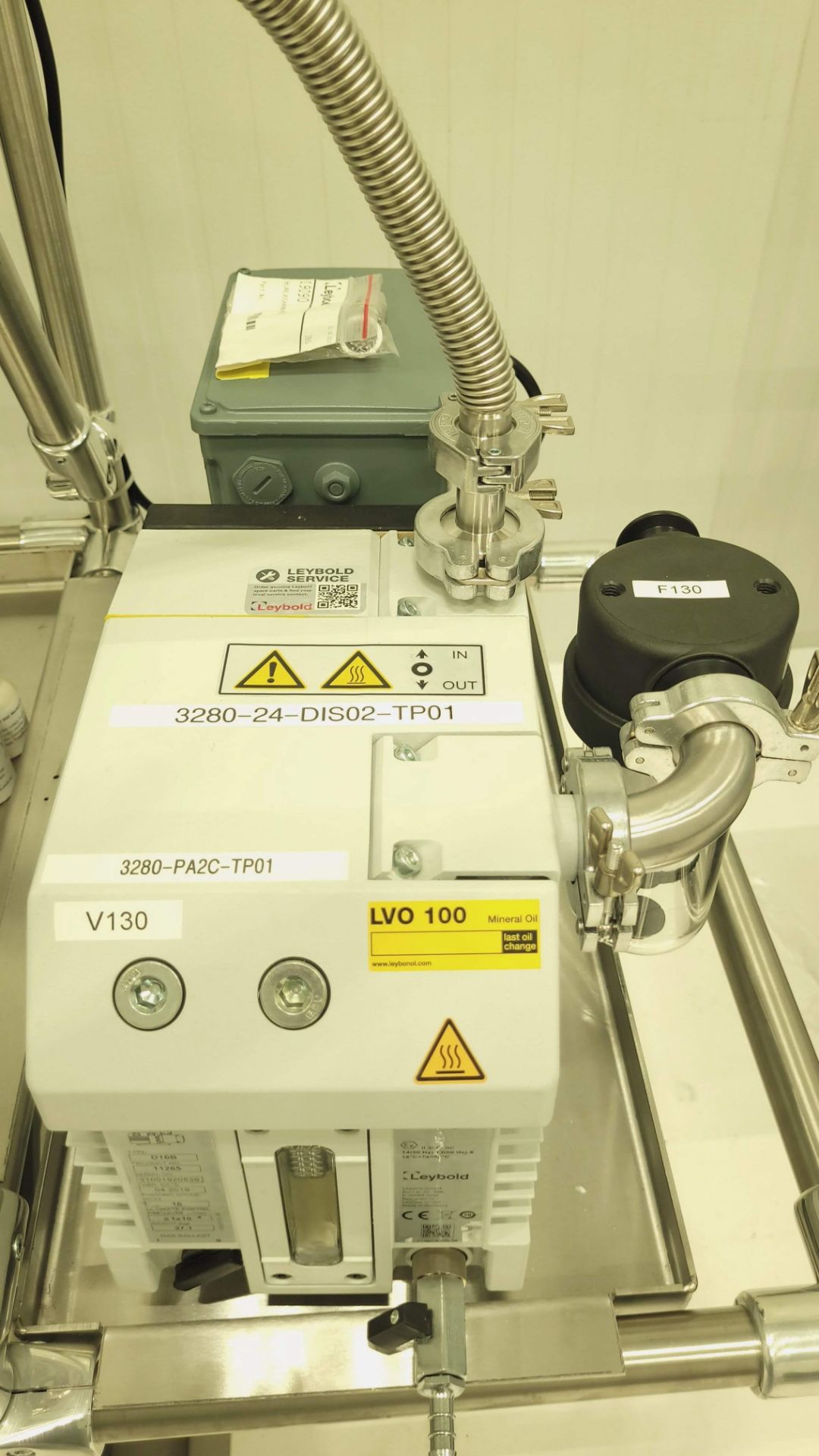 ROOTS SCIENCE VKL 70-5 WIPED FILM SHORT PATH DISTILLATION SYSTEM - 3.5 L/H MAX. FEED RATE, 1.3 L/H - Image 8 of 23