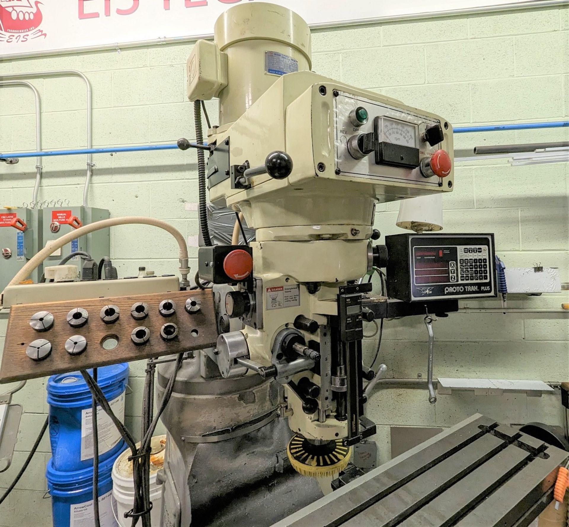 BRIDGEPORT VERTICAL MILLING MACHINE, SWI PROTO TRAK PLUS 3-AXIS DRO, 3HP (RIGGING FEE $400) - Image 8 of 17