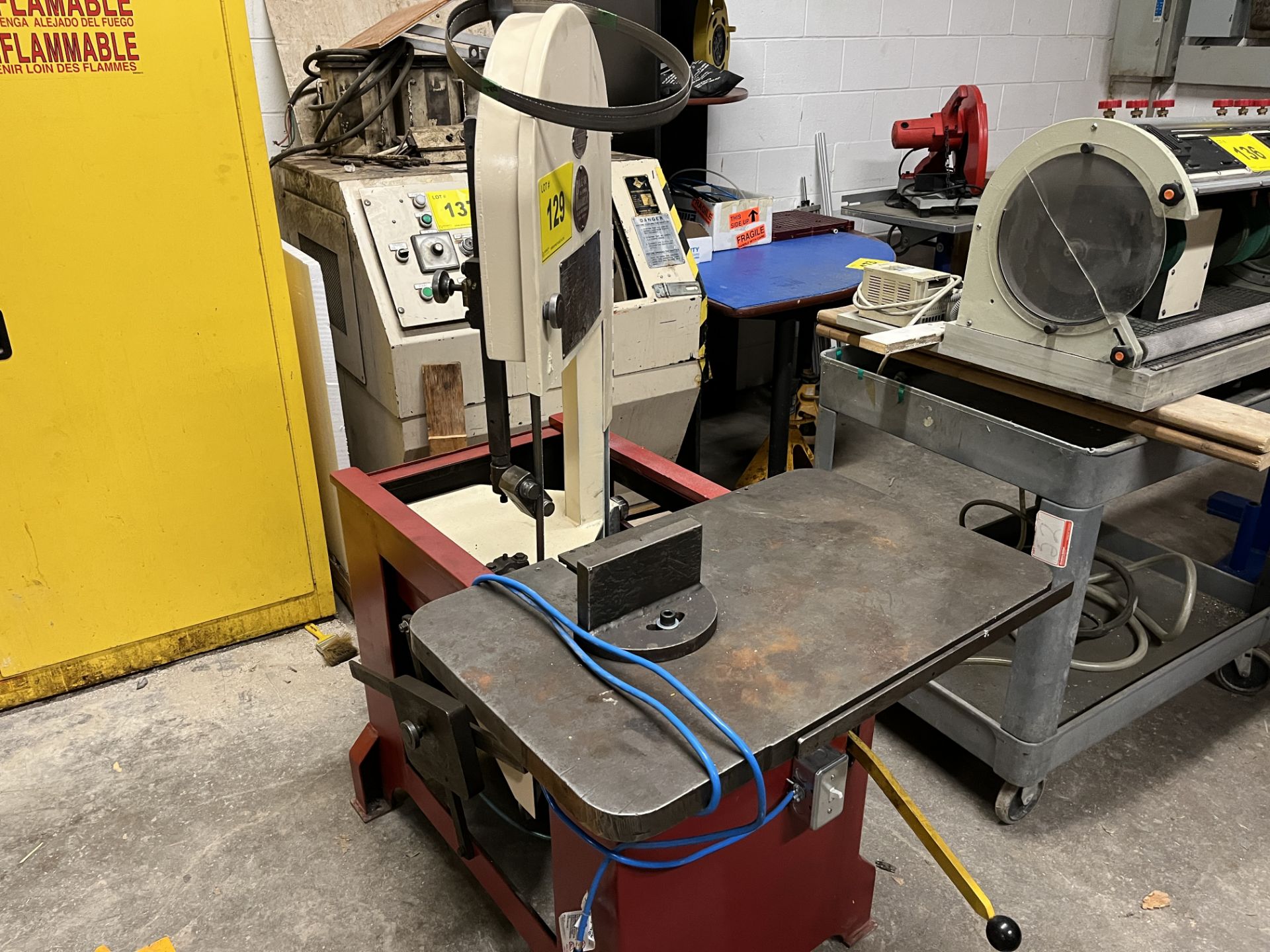 DOALL ROLL-IN BANDSAW (RIGGING FEE $75) - Image 2 of 2