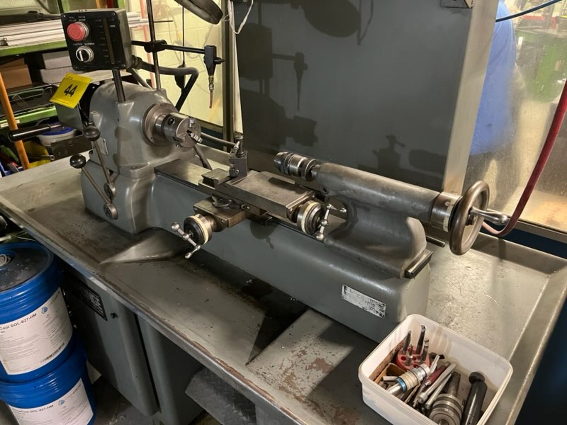 HARDINGE DV-59 PRECISION SECOND OPERATION TURRET LATHE W/ TOOLING (RIGGING FEE $350) - Image 8 of 8