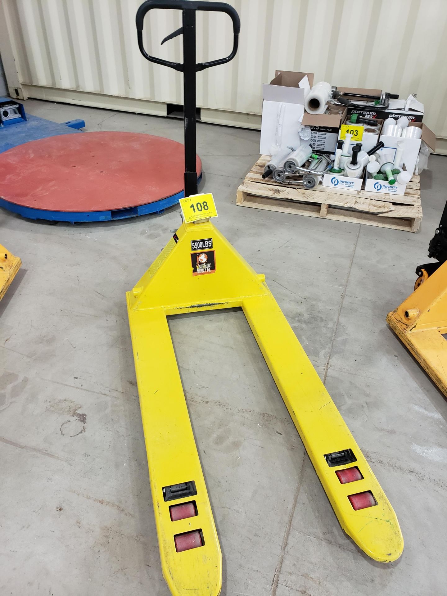 INTERGLOBE ALLIANCE INC. 5,500LB CAP. PALLET JACK (NOTE: SUBJECT TO LATE REMOVAL, PICKUP ON AUGUST