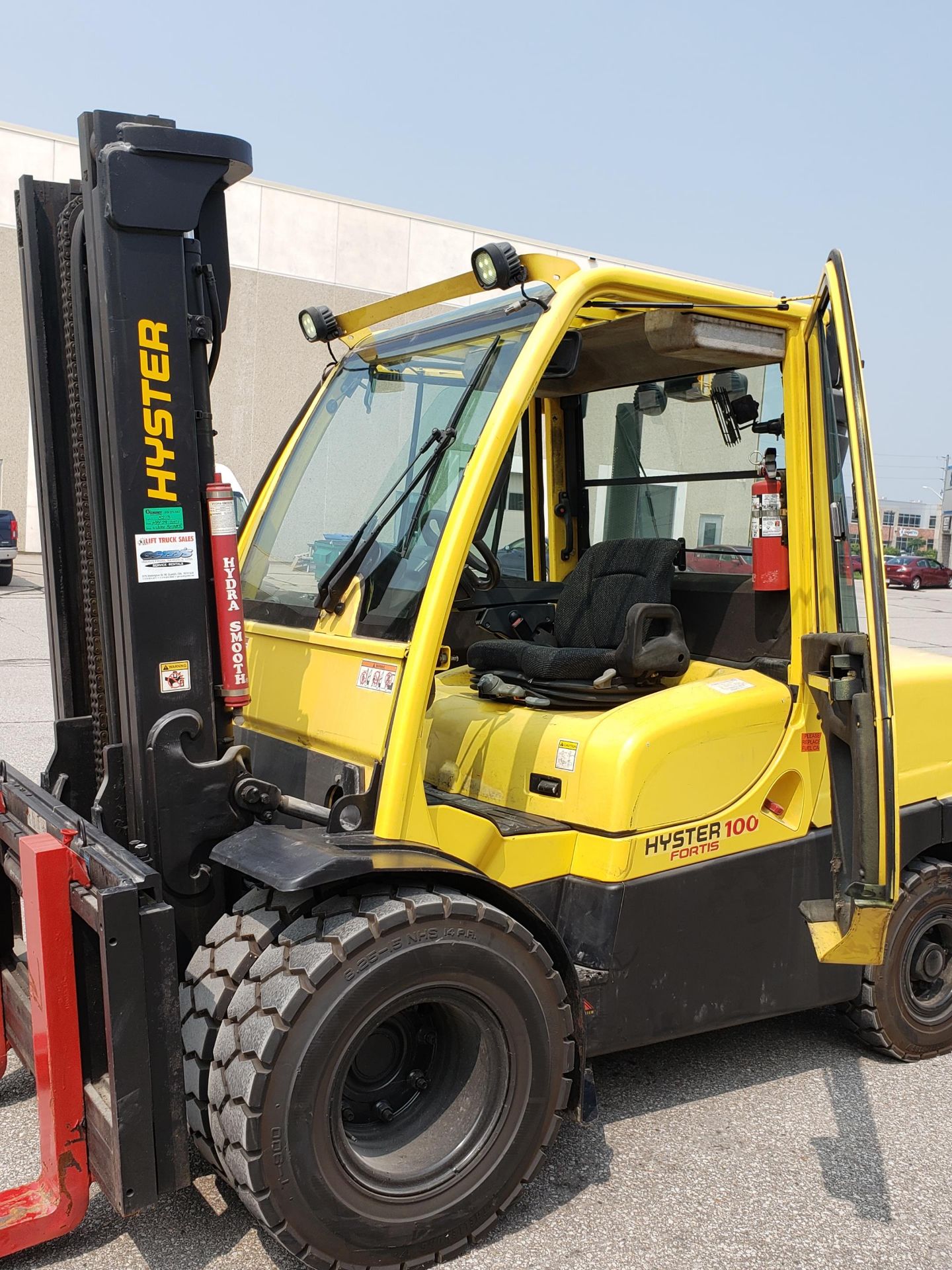 2015 HYSTER H100FT DIESEL FORKLIFT, S/N U005V02013N, FORK POSITIONERS, FINGER CONTROL, 72" FORKS, - Image 10 of 26