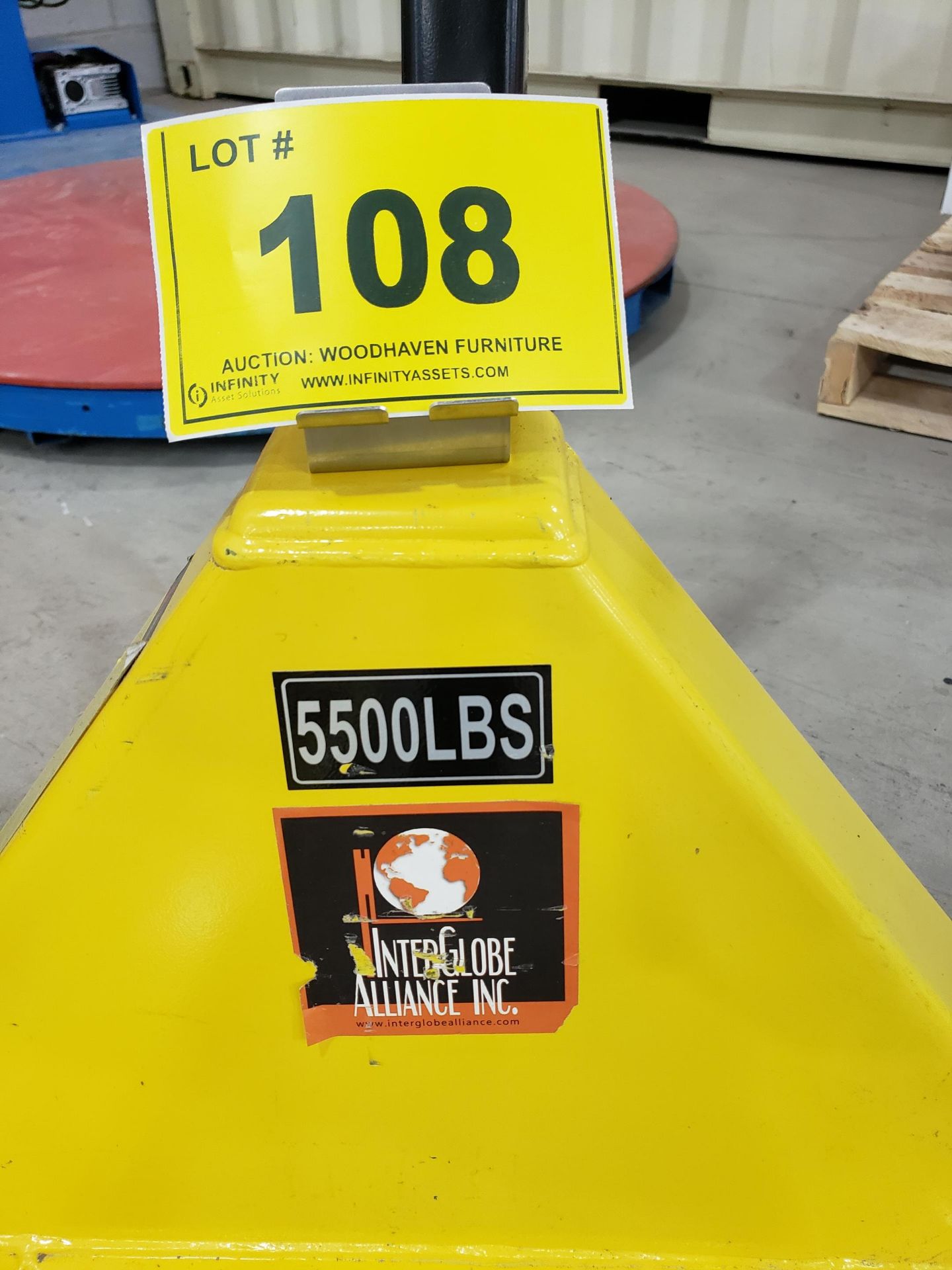 INTERGLOBE ALLIANCE INC. 5,500LB CAP. PALLET JACK (NOTE: SUBJECT TO LATE REMOVAL, PICKUP ON AUGUST - Image 3 of 4