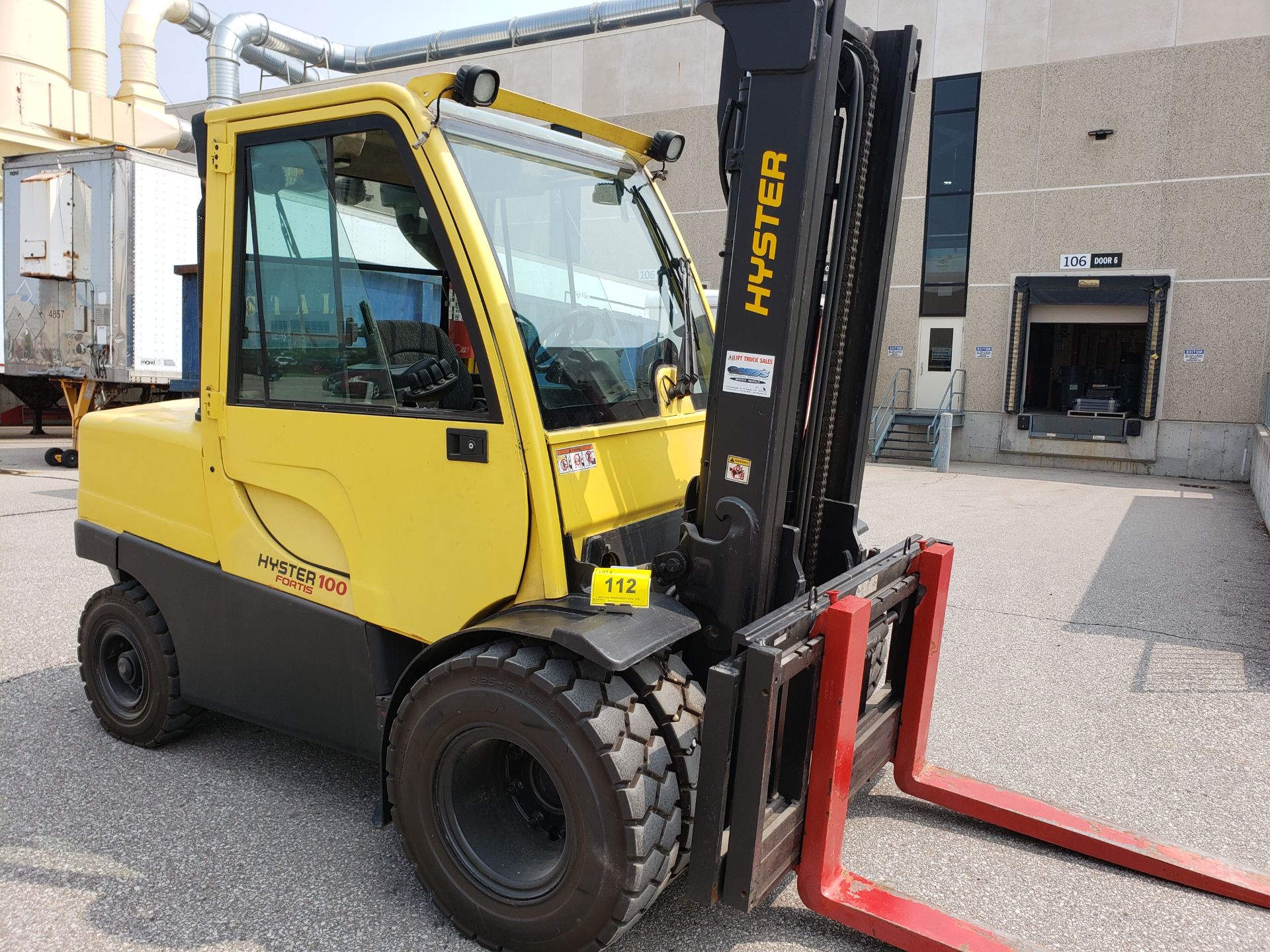 2015 HYSTER H100FT DIESEL FORKLIFT, S/N U005V02013N, FORK POSITIONERS, FINGER CONTROL, 72" FORKS, - Image 4 of 26