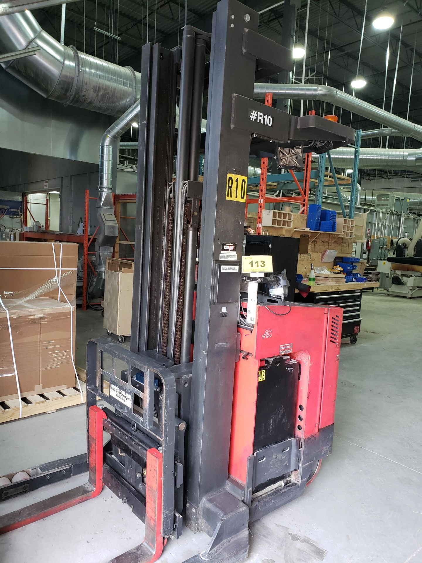 2004 RAYMOND EASI R40TT ELECTRIC REACH TRUCK, S/N EZ-D-04-0484, 36V, 4,000LB CAP., 241" MAX LIFT