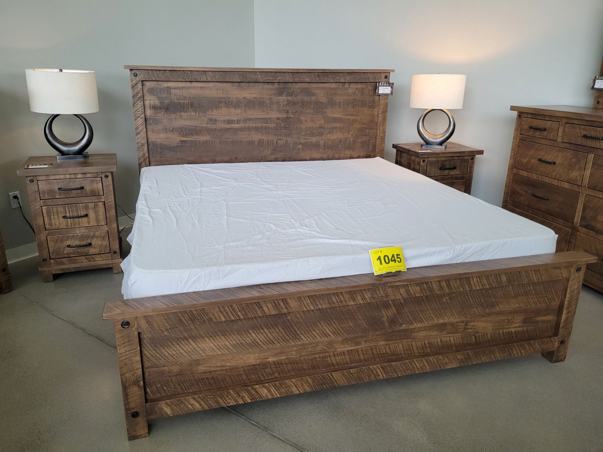 SET OF (1) ADIRONDACK KING BED - MSRP $3,999.00 INCLUDING FLOOR MODEL MATTRESS W/ (2) ADIRONDACK