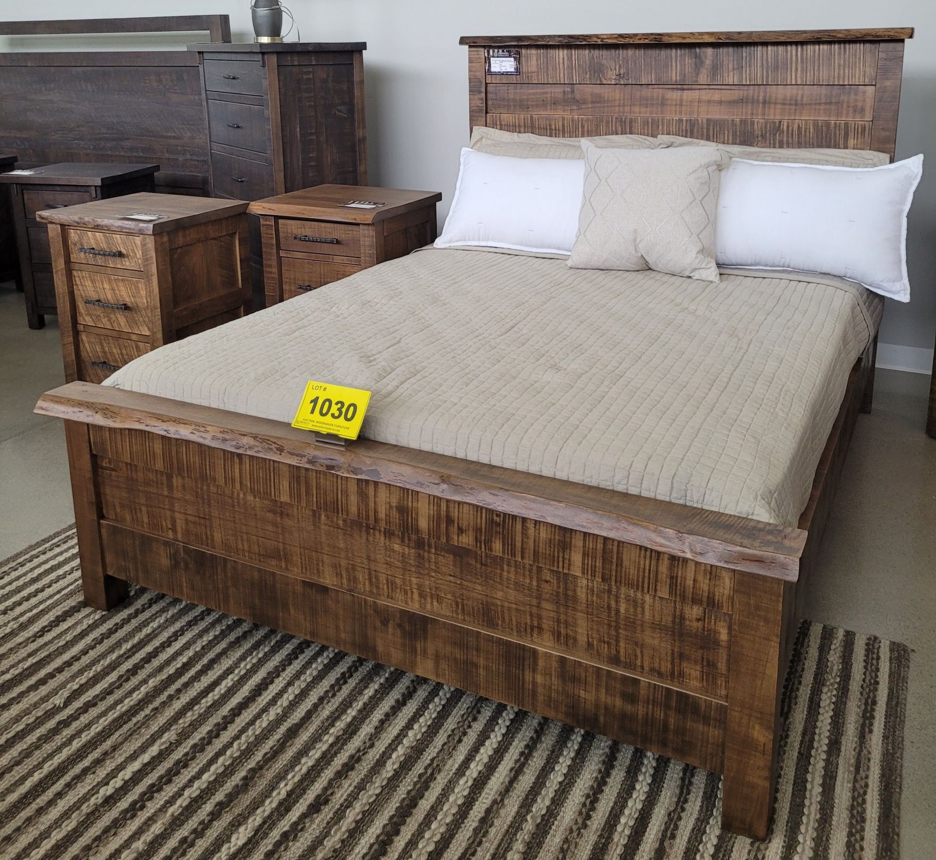 SET OF (1) SERENA LIVE EDGE QUEEN BED - MSRP $3,525.00 INCLUDING FLOOR MODEL MATTRESS AND DISPLAY