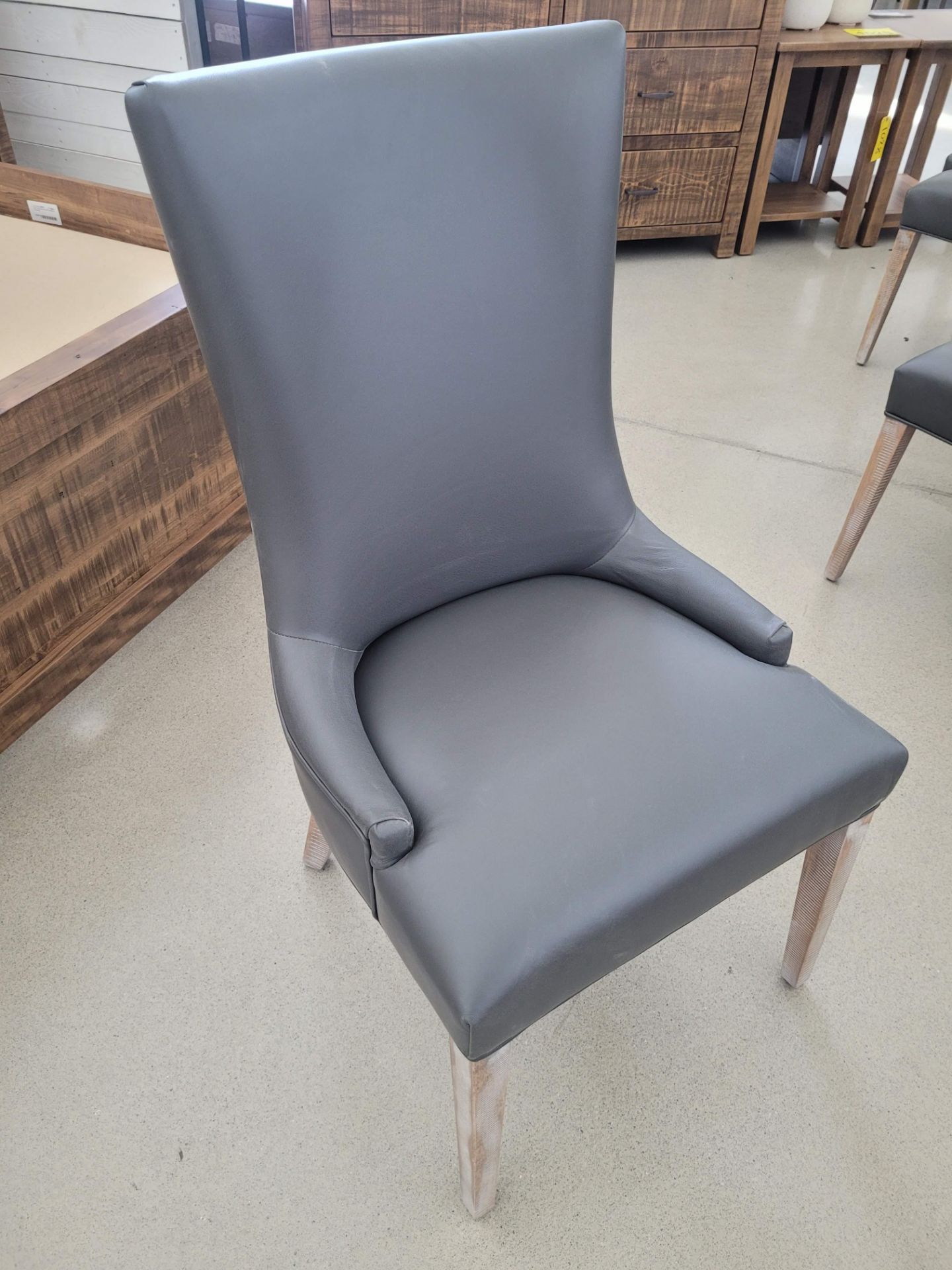 GREY LEATHER SIDE CHAIR - Image 5 of 5