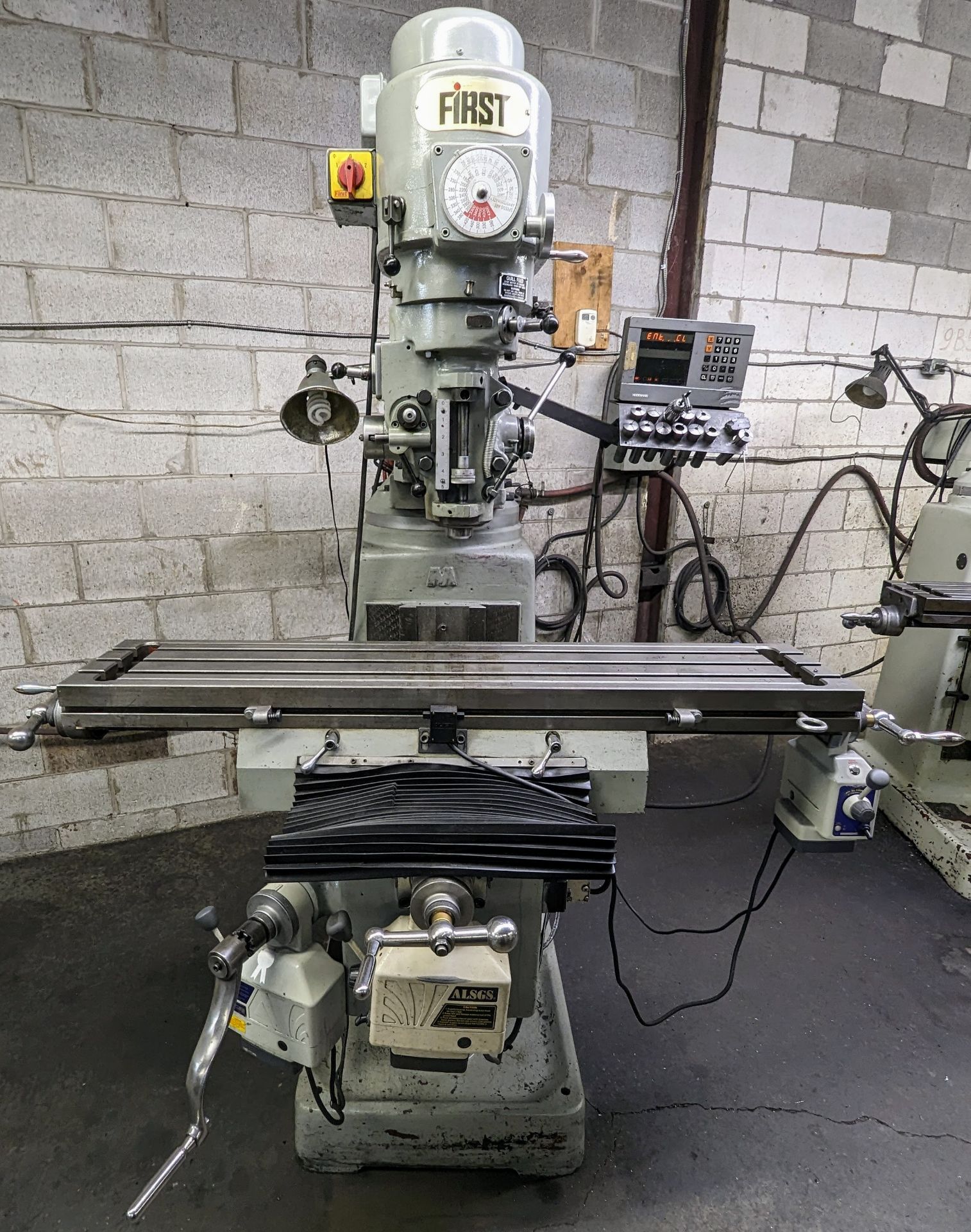 FIRST LC-185VS VERTICAL MILLING MACHINE, HEIDENHAIN 2-AXIS DRO, POWER FEEDS, 3HP, 10” X 50” TABLE, - Image 2 of 19