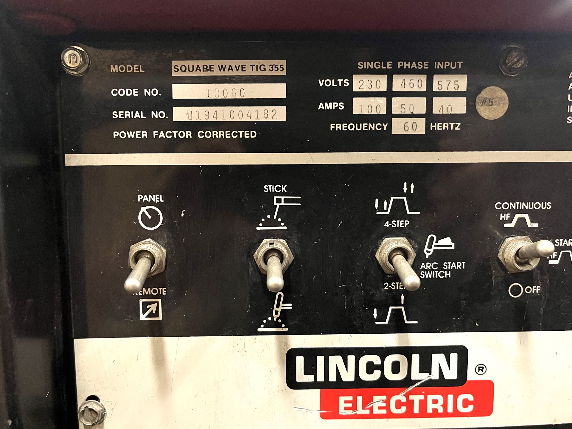 LINCOLN ELECTRIC SQUARE WAVE TIG-355 AC/DC TIG AND STICK ARC WELDING POWER SOURCE S/N: - Image 2 of 5