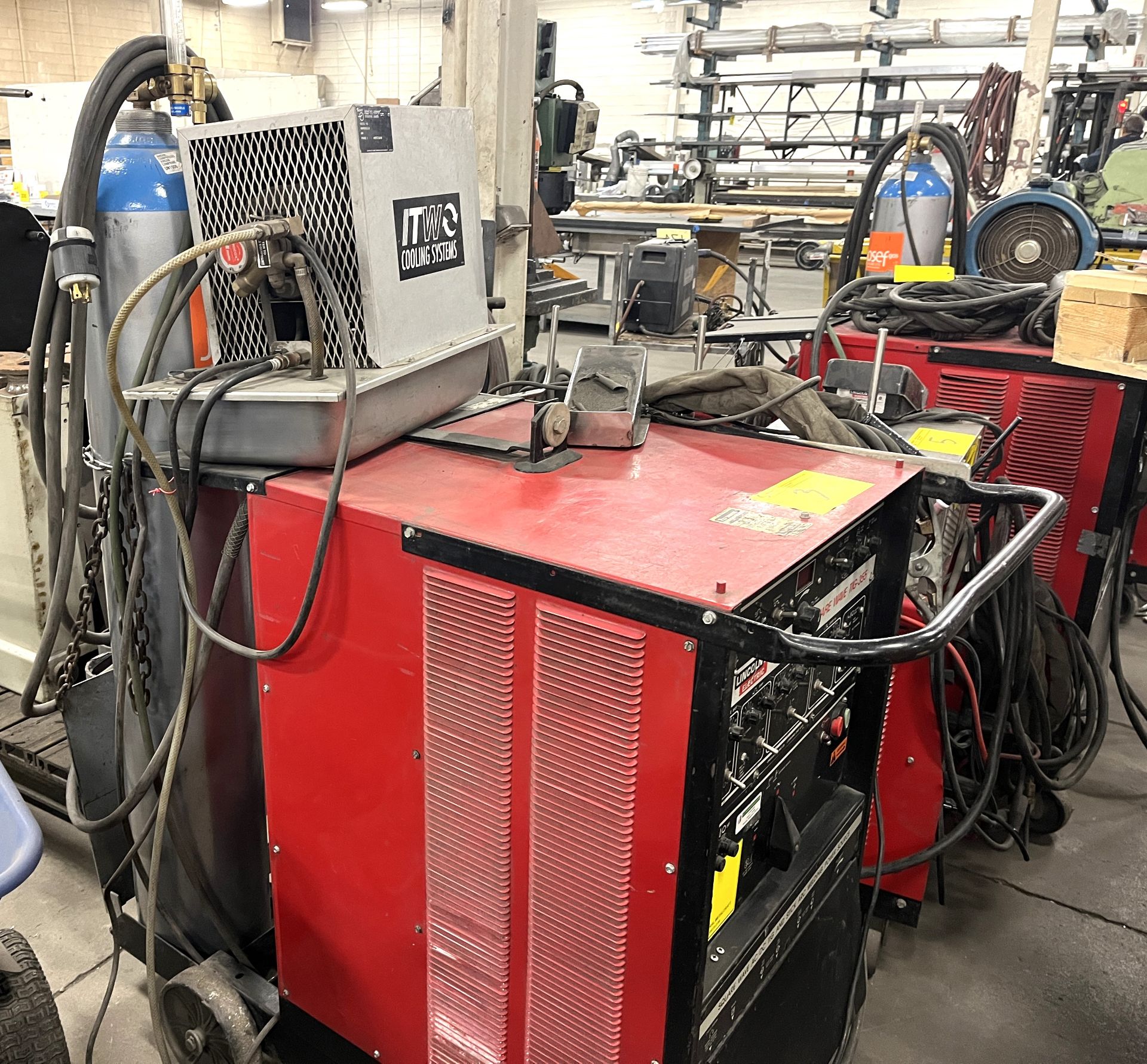 LINCOLN ELECTRIC SQUARE WAVE TIG-355 AC/DC TIG AND STICK ARC WELDING POWER SOURCE S/N: - Image 3 of 5