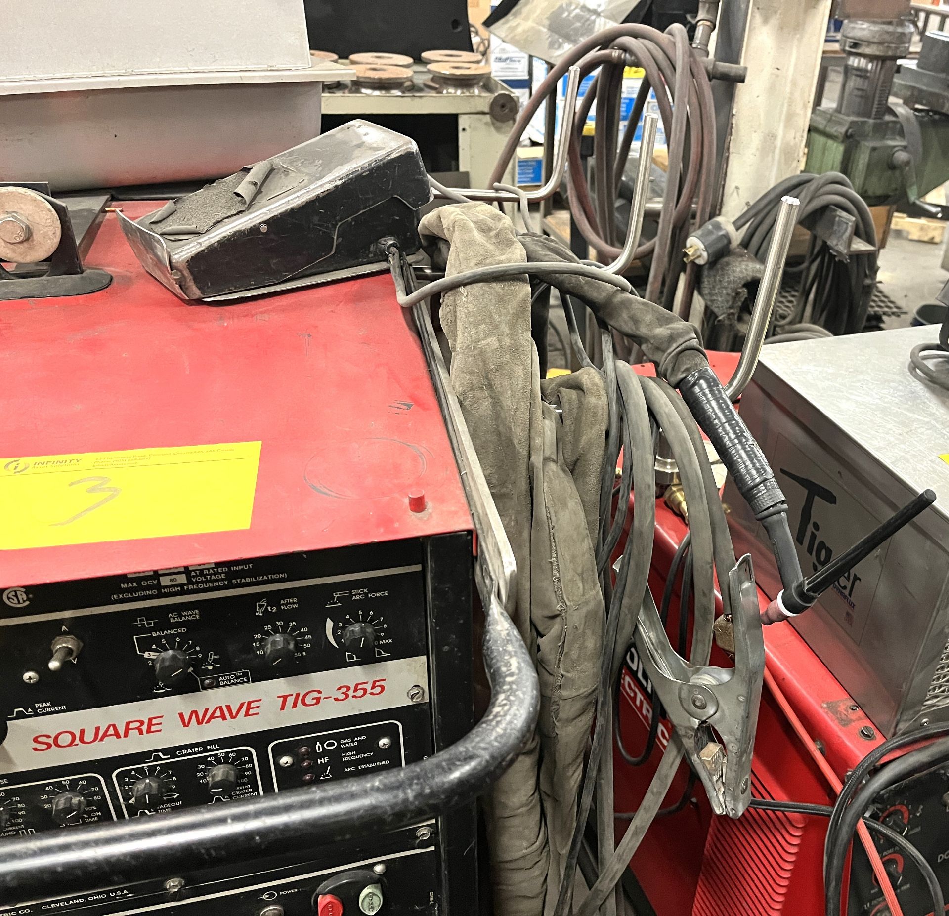 LINCOLN ELECTRIC SQUARE WAVE TIG-355 AC/DC TIG AND STICK ARC WELDING POWER SOURCE S/N: - Image 4 of 5