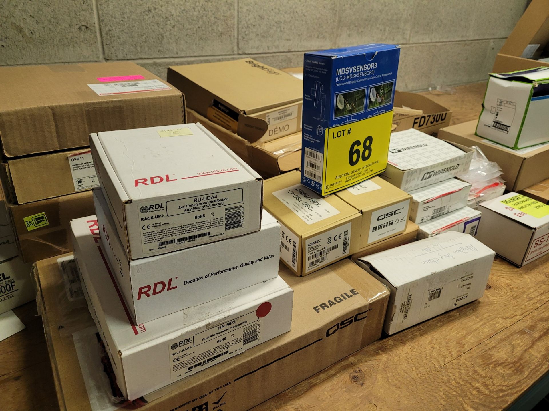 LOT OF ASST. WIREMOLD, BRIGHTSIGN, RDL AMPLIFIERS, ETC. - Image 4 of 4