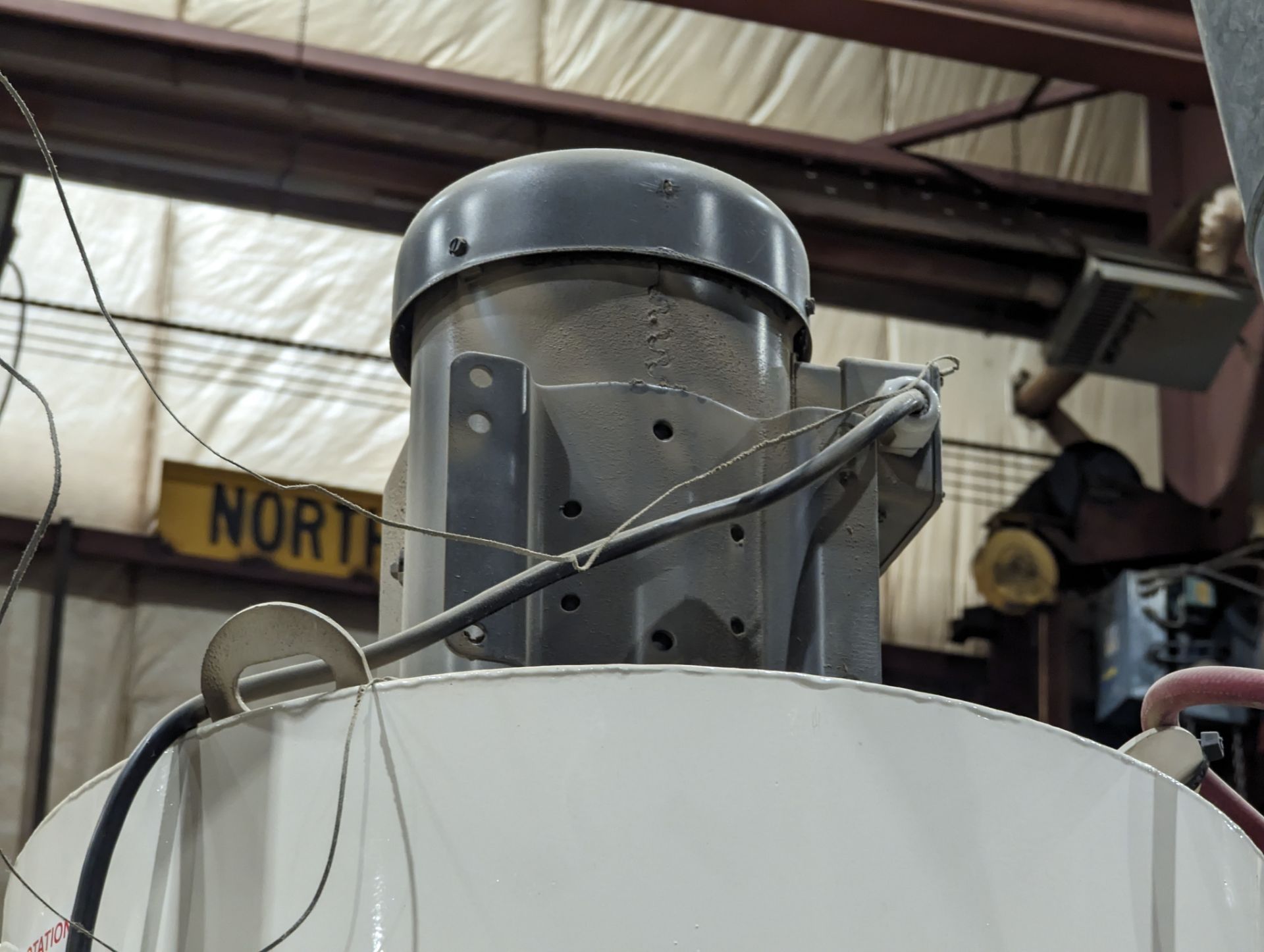 ONEIDA AIR SYSTEMS DUST COLLECTOR - Image 2 of 4