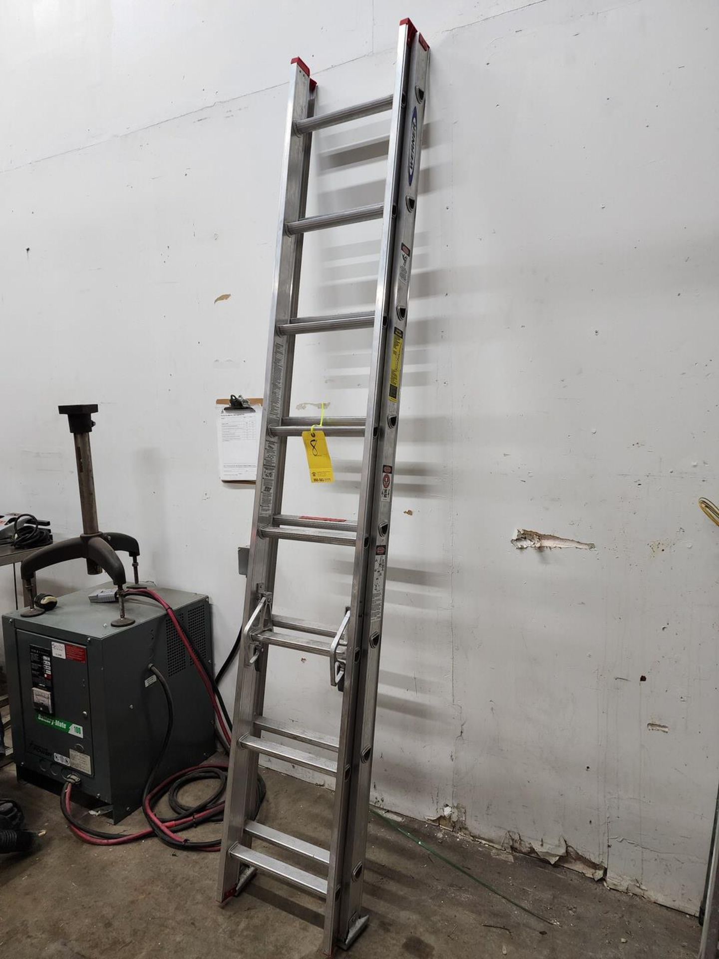 Werner 16' Extension Ladder 200lb Cap. - Image 2 of 3