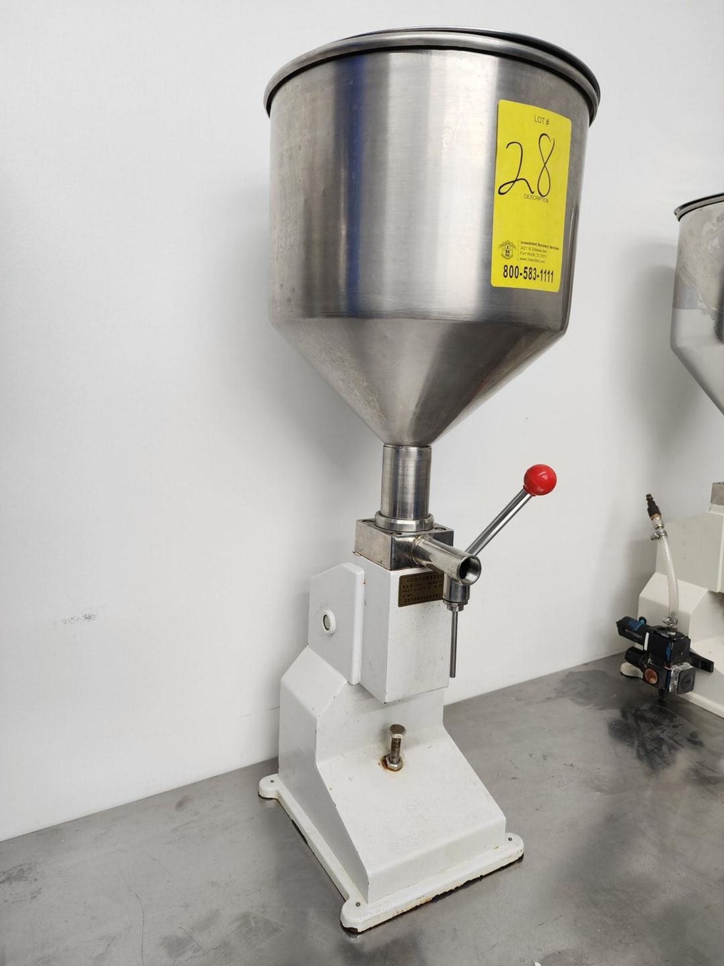 S/S Adjustable Manual Liquid Filling Machine - Image 3 of 4