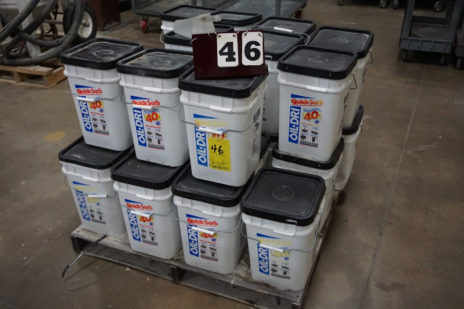 QUICK SORB OIL DRY 925) 20 LB BUCKETS