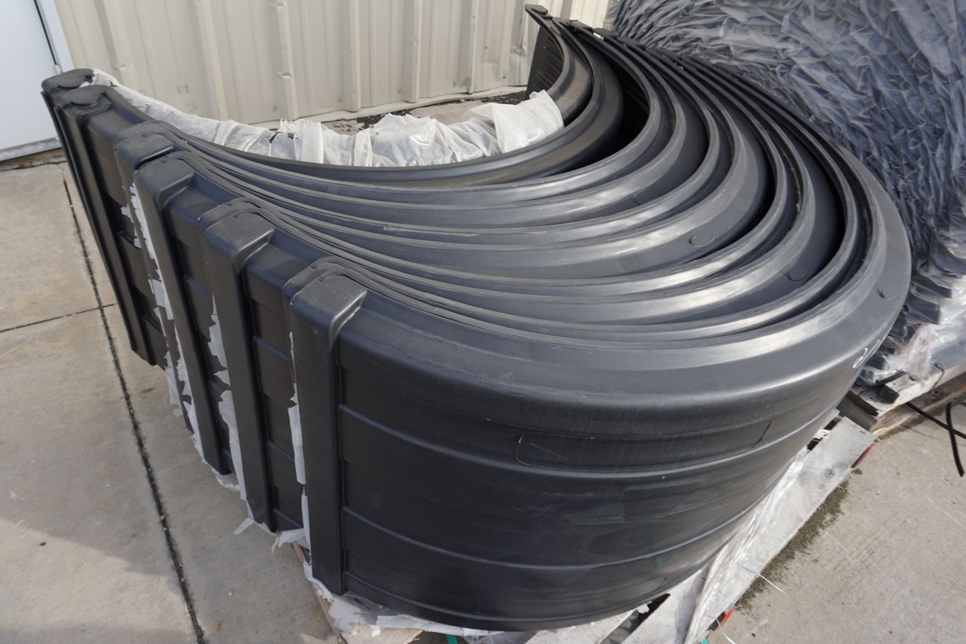 RUBBER TRUCK FENDERS APPROX 30 PCS, 25" WIDE W/ MOUTNING KITS, ASSORT TRUCK BUMPERS - Image 3 of 10
