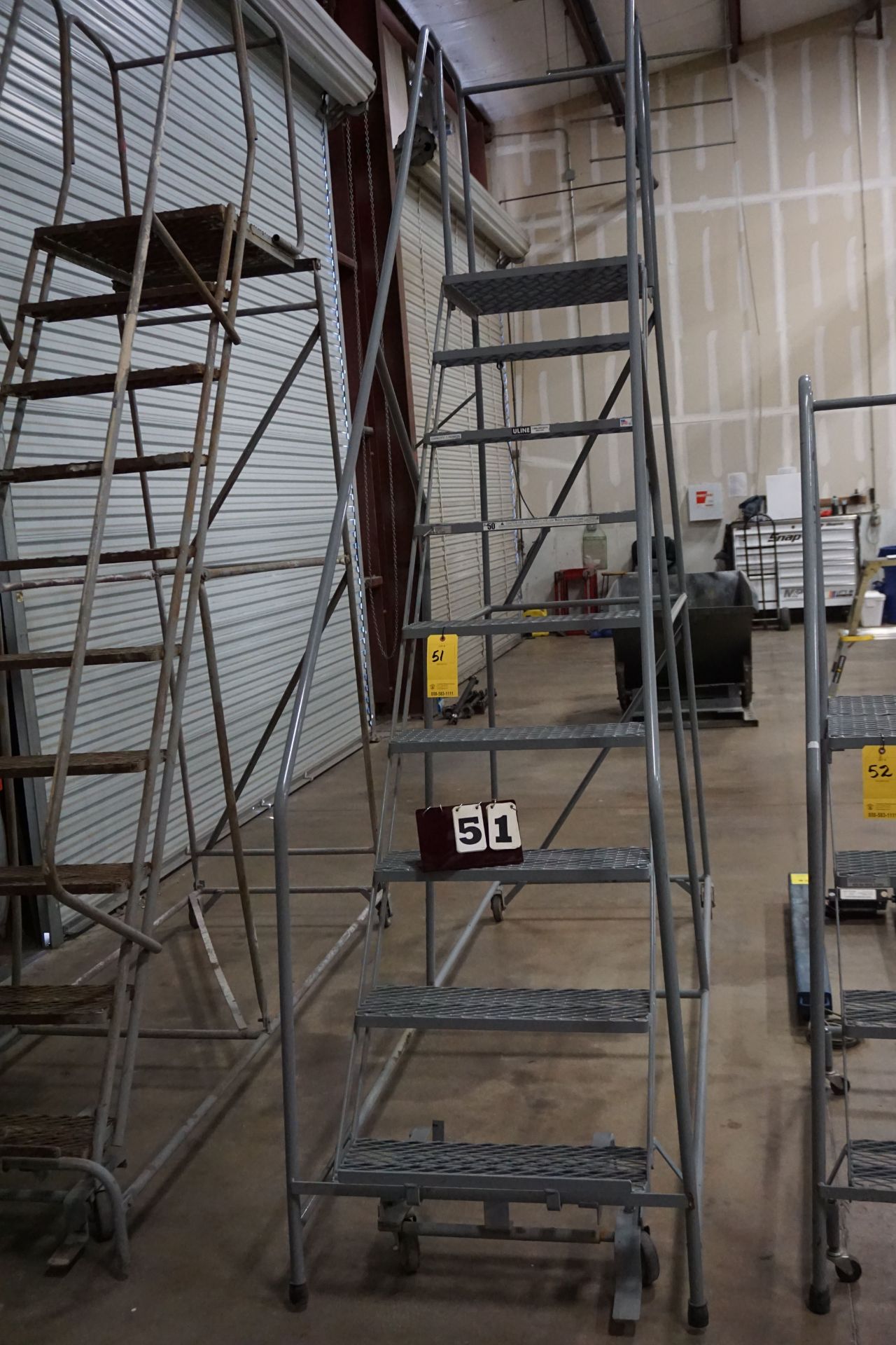 10 STEP PORTABLE WAREHOUSE LADDER