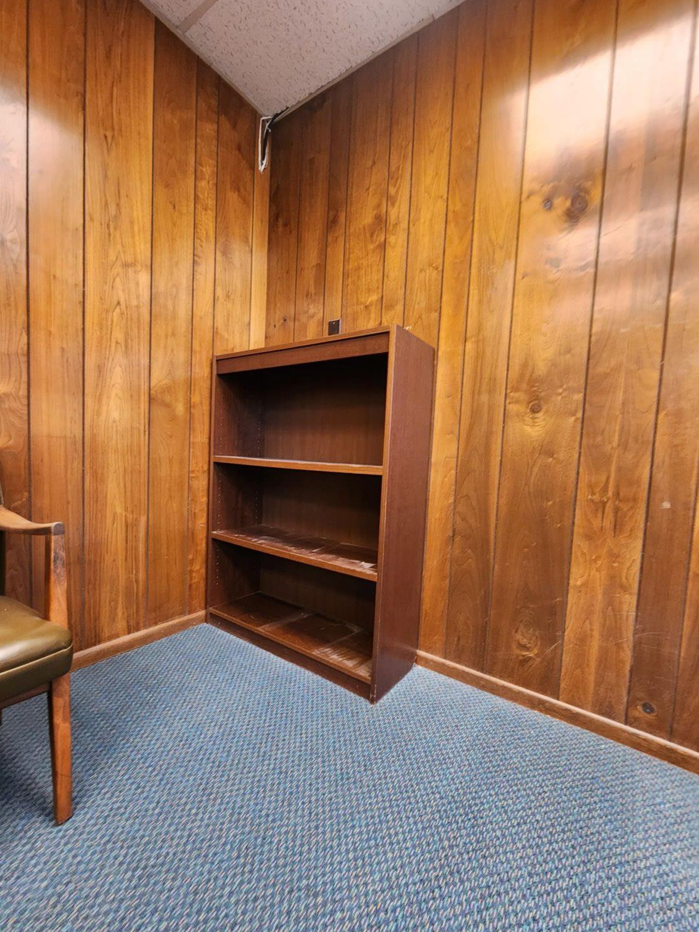 Office Contents Credenza, (3) Chairs, Bookcase, (No Electronics) - Image 4 of 6