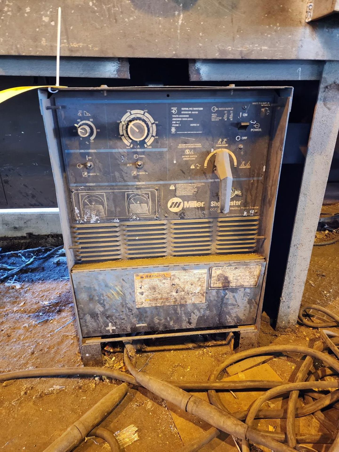 Miller 300 AC/DC AC/DC Welder 200/230/460V, 1PH, 60HZ, 300A