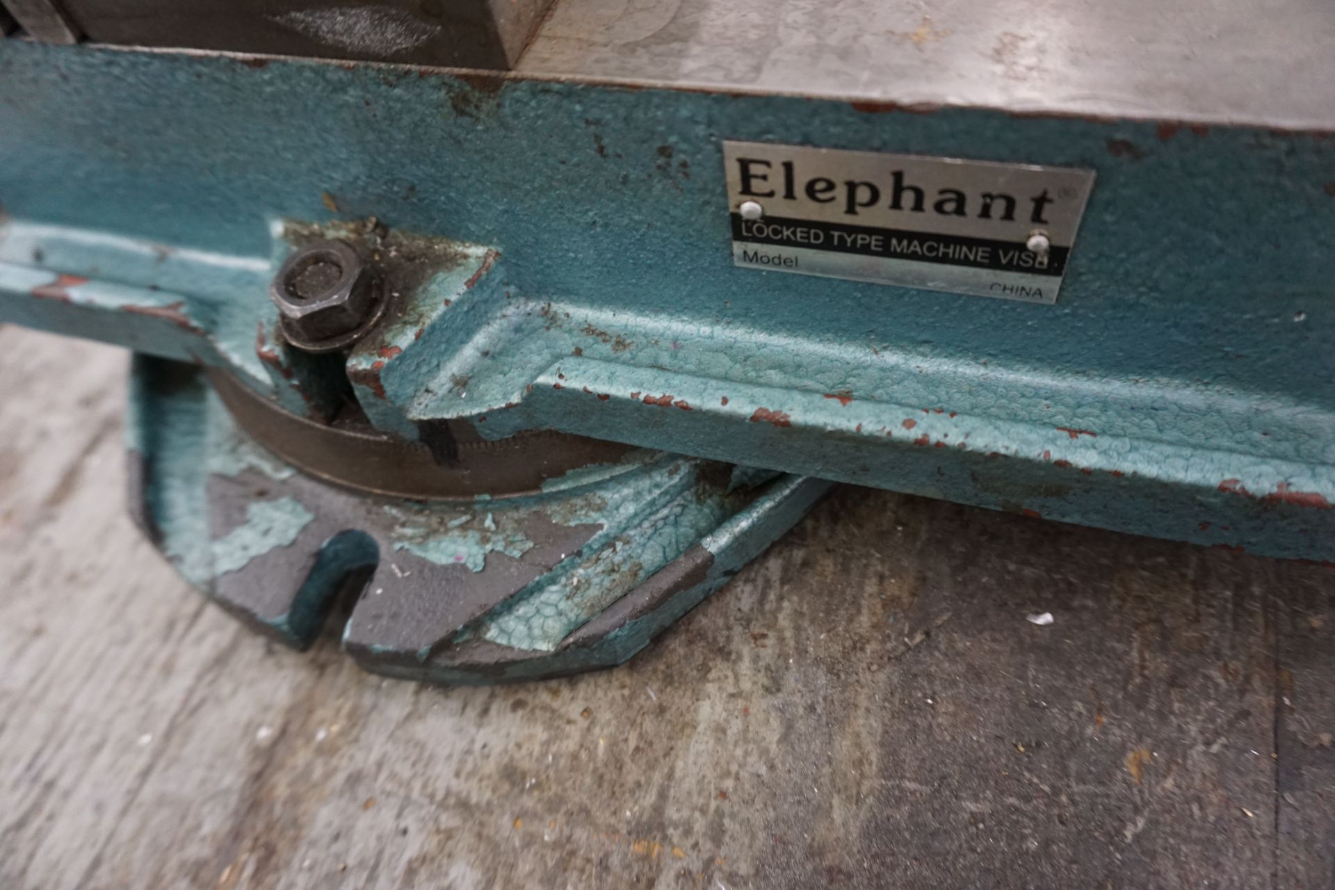 ELEPHANT 4" MACHINE VISE W/ SWIVEL BASE - Image 2 of 2