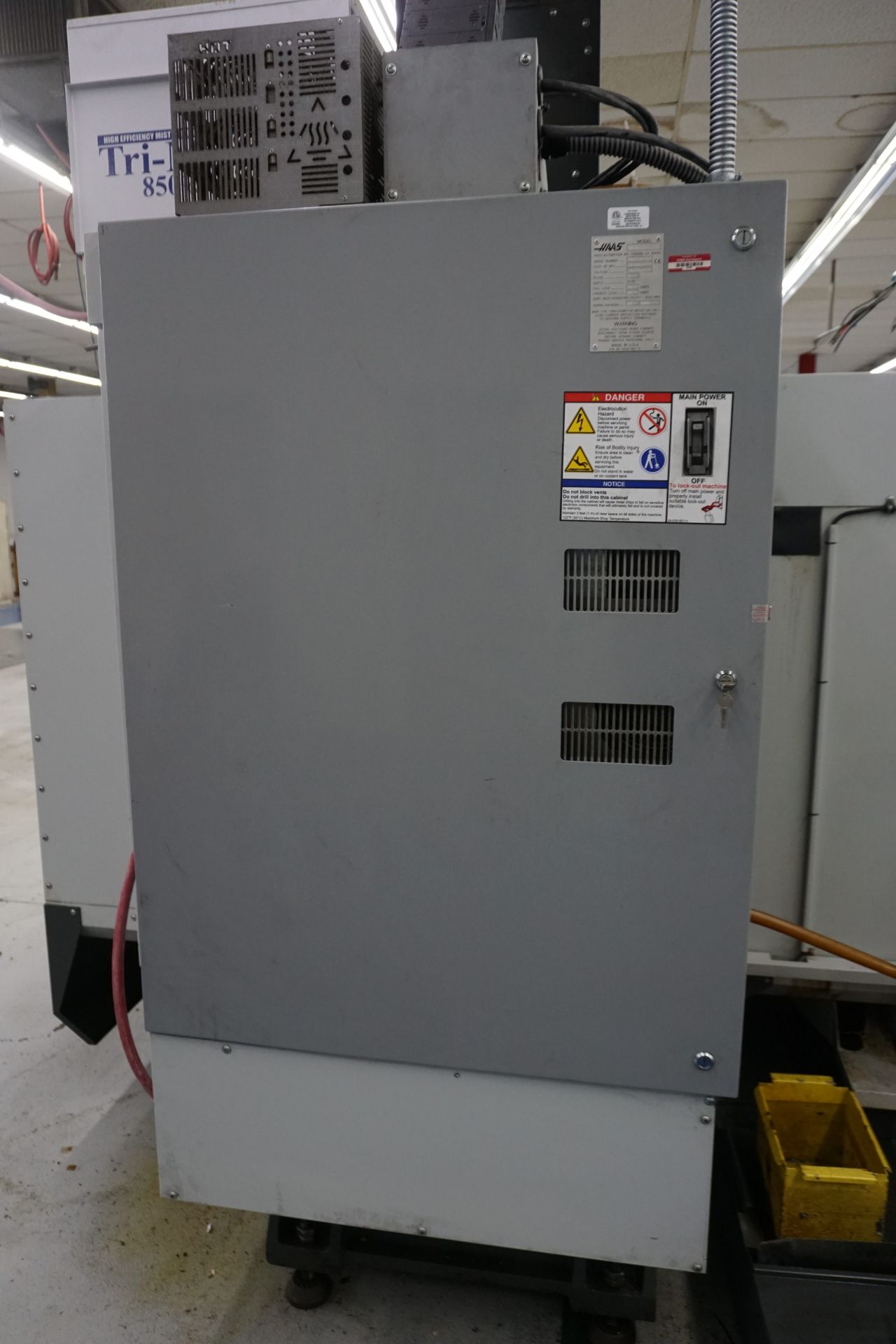 2010 HAAS VF2 CNC VERTICAL MACHINING CENTER - Image 15 of 18