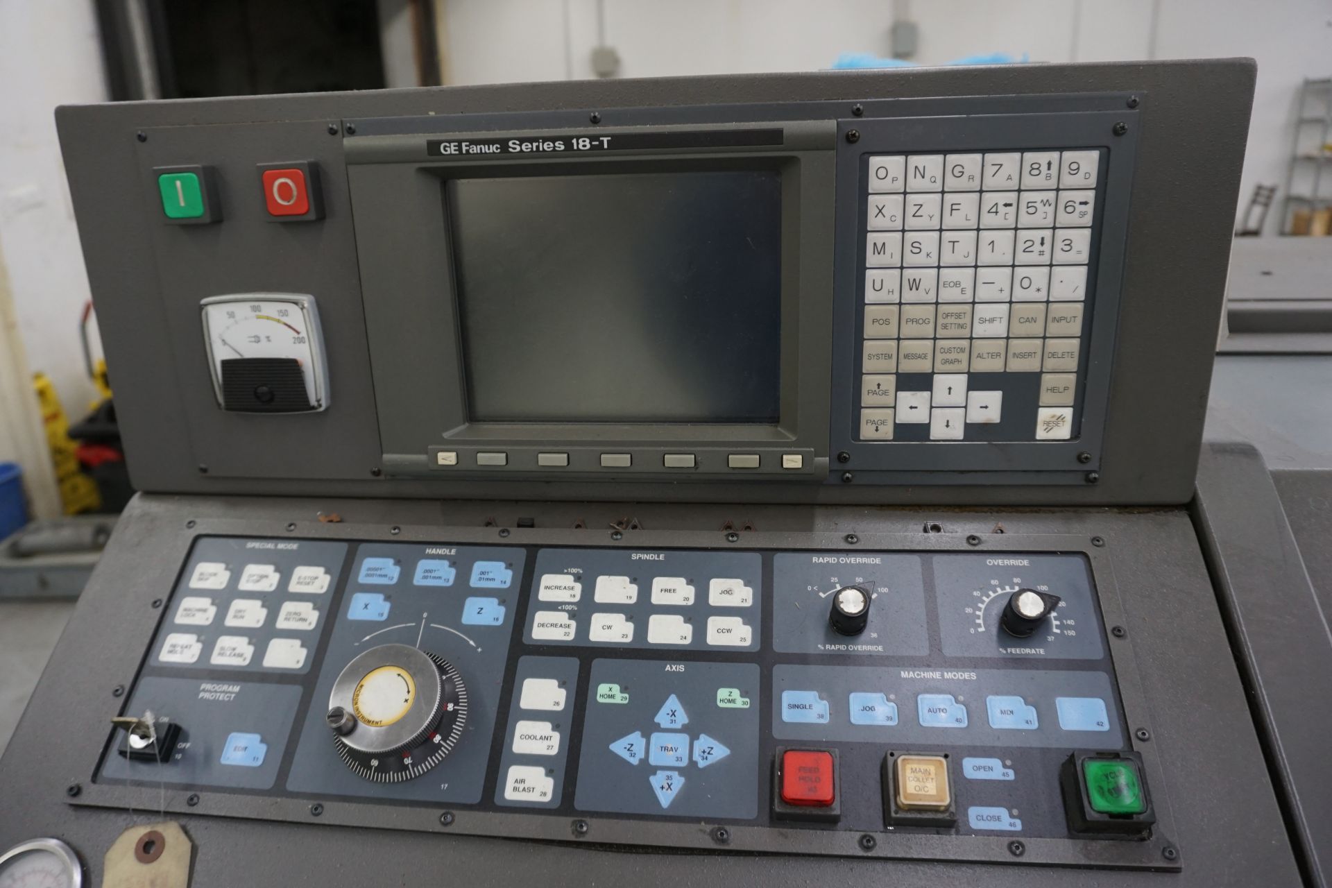 HARDINGE CONQUEST CNC LATHE, MDL:GT275SP, GE FANUC SERIES 18-2 CTRL, HOURS SHOWING: 66,441 - Image 4 of 10