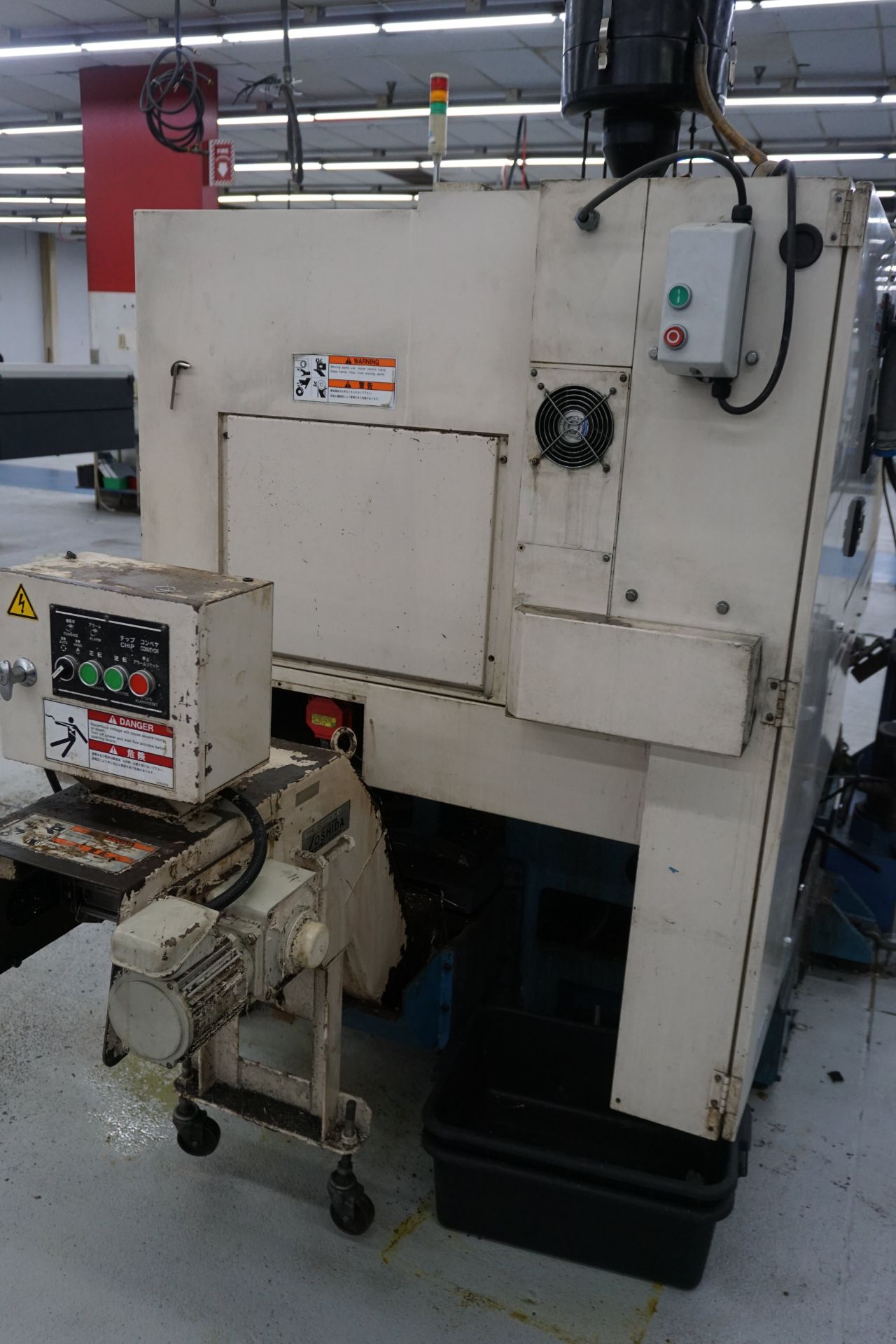 MIYANO BX-26S CNC LATHE, FANUC SERIES 18I-TB CTRLS W/ LNS HYDROBAR EXPRESS 332 BAR FEEDER - Image 11 of 17