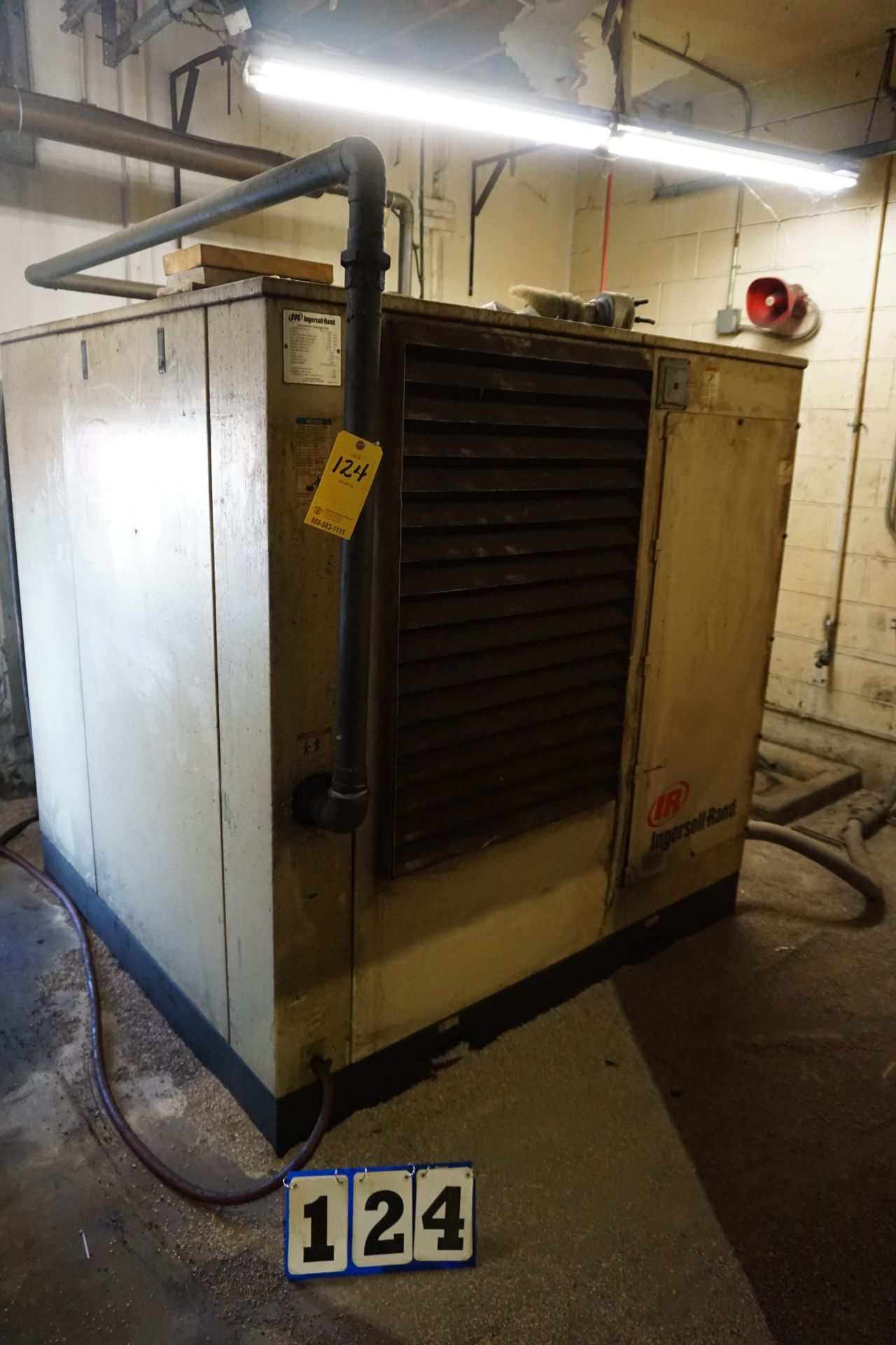 INGERSOL RAND AIR COMPRESSOR MDL: SSR-FP100, 100HP