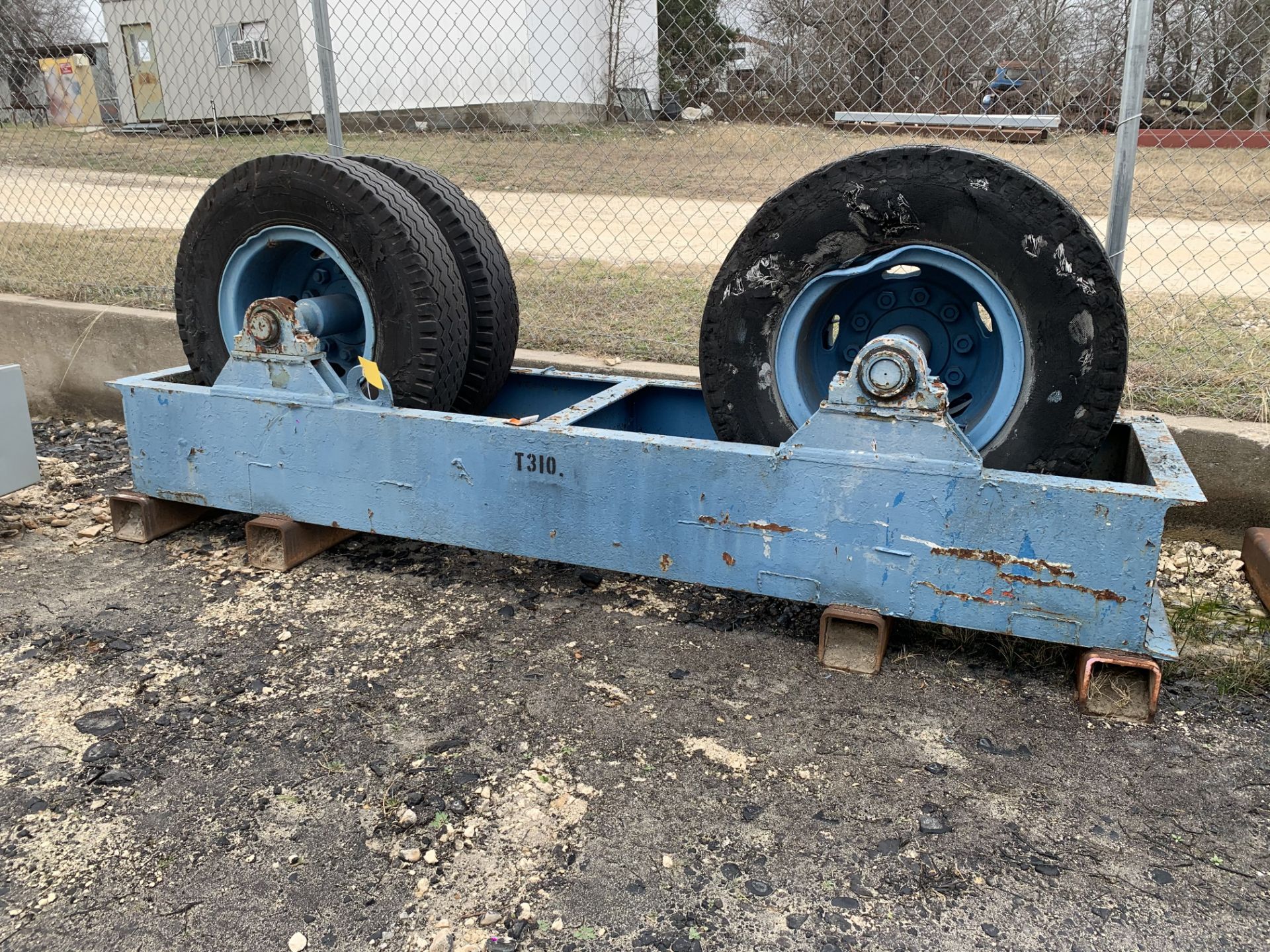 Tank Turning Rolls Set (LOCATION: Rio Vista, TX) - Image 2 of 2