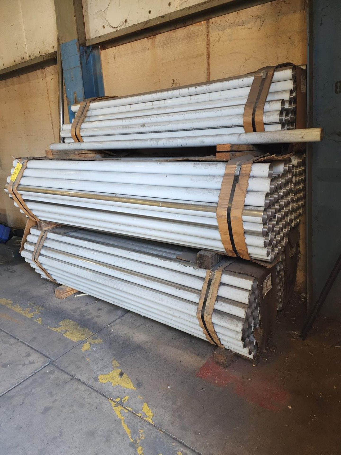 (5) Bundles Of S/S 3" Tubing x .047" x 88"L (260jts) ; W/ (72jts @ 60"L); Total Jts: 332jts - Image 4 of 9