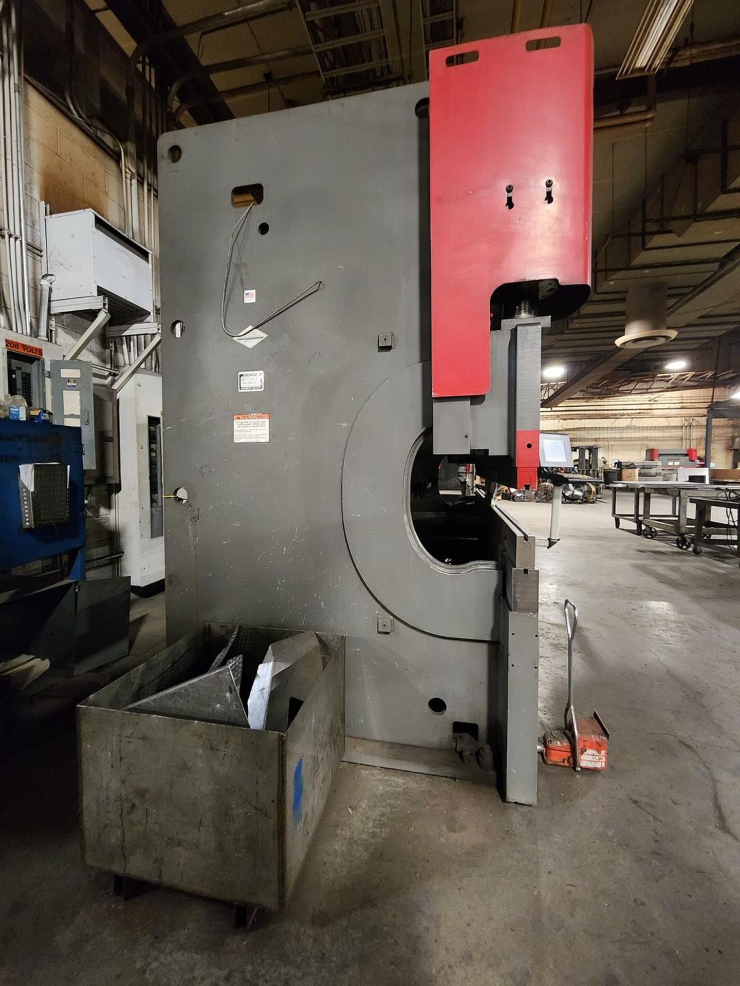 2014 Cincinnati 90 Ton x 10' Press Brake w/ CNC Backgauge - Image 7 of 10